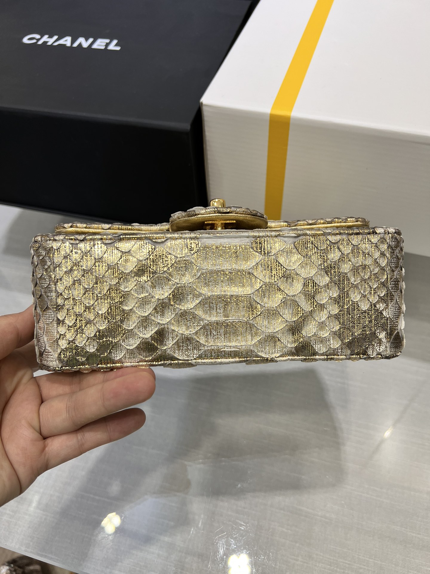 Classic Flap in Metallic Python - Mocuir