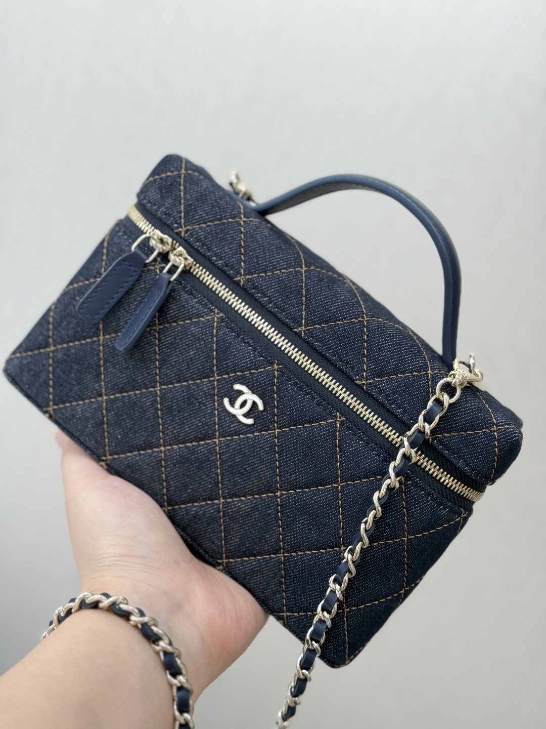 Small Vanity Case in Denim - Mocuir