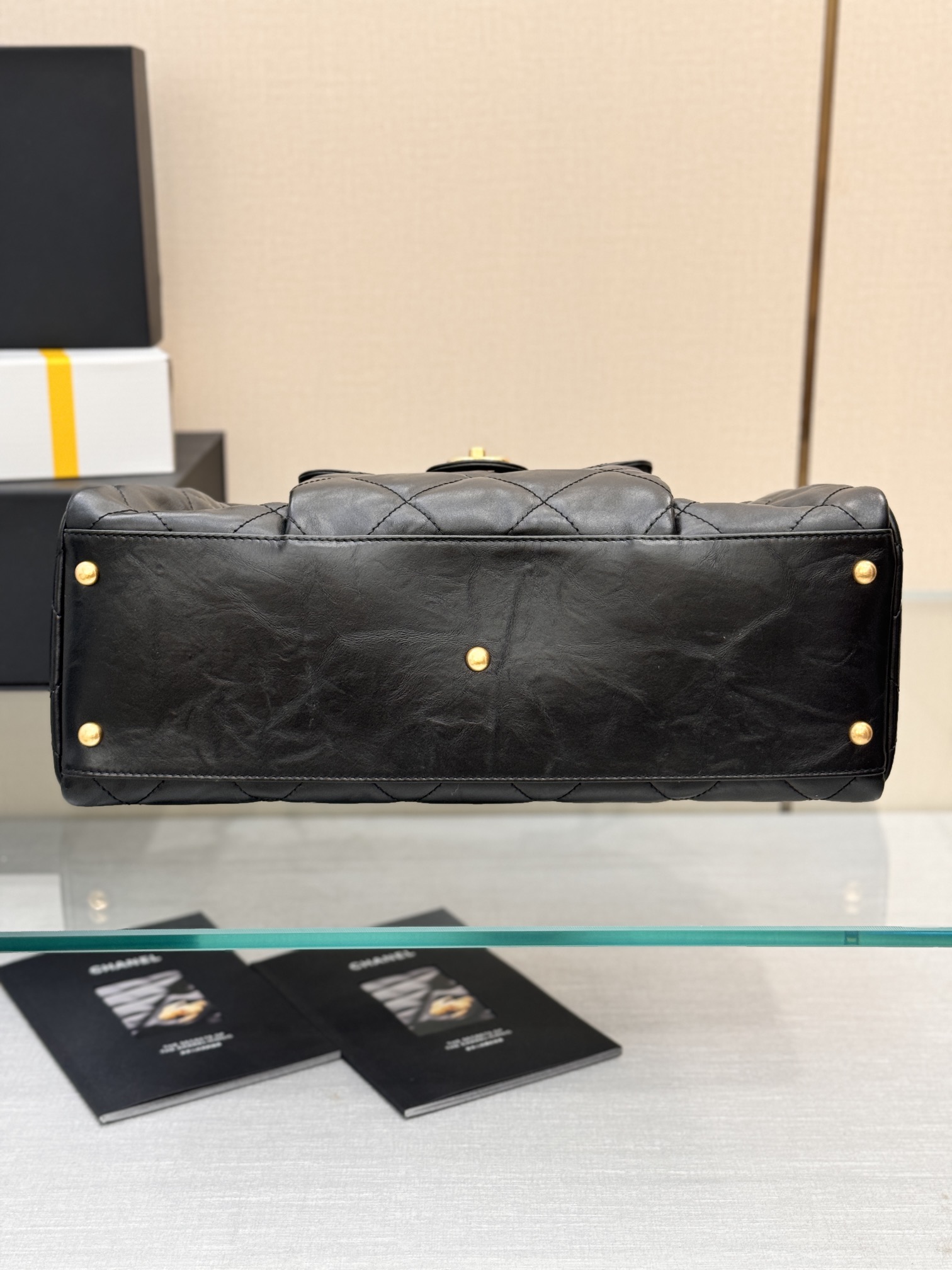 Quilted Waxed Calfskin Bowling Bag with Gold-Tone Hardware - Mocuir