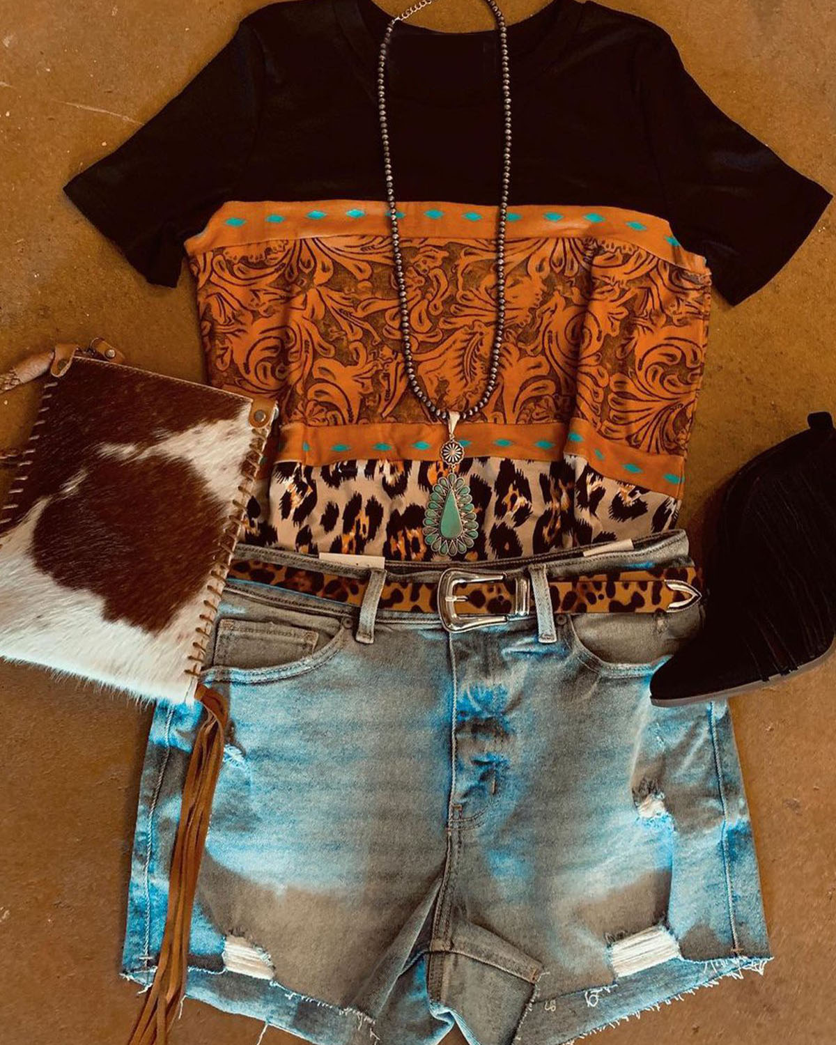Women's Contrast Paneled Leopard Print T-Shirt