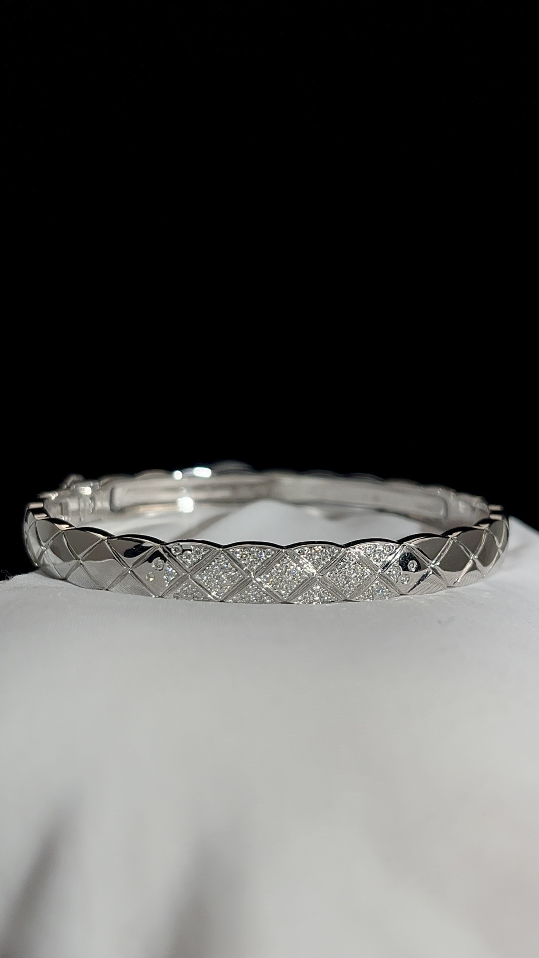 Quilted Half Pavé Diamond Bracelet
