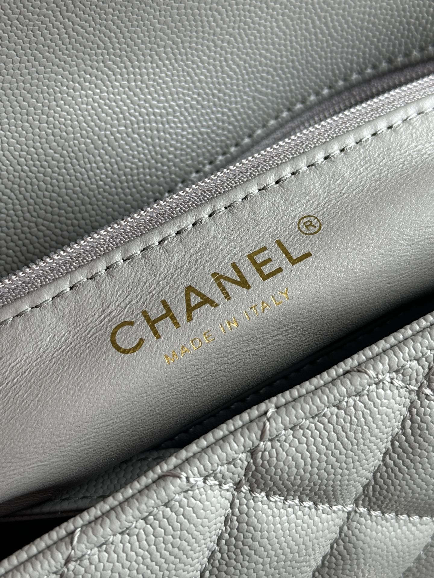 Small Coco Handle Flap Bag in Light Grey Quilted Caviar Leather with Light Gold-Tone Hardware - Mocuir