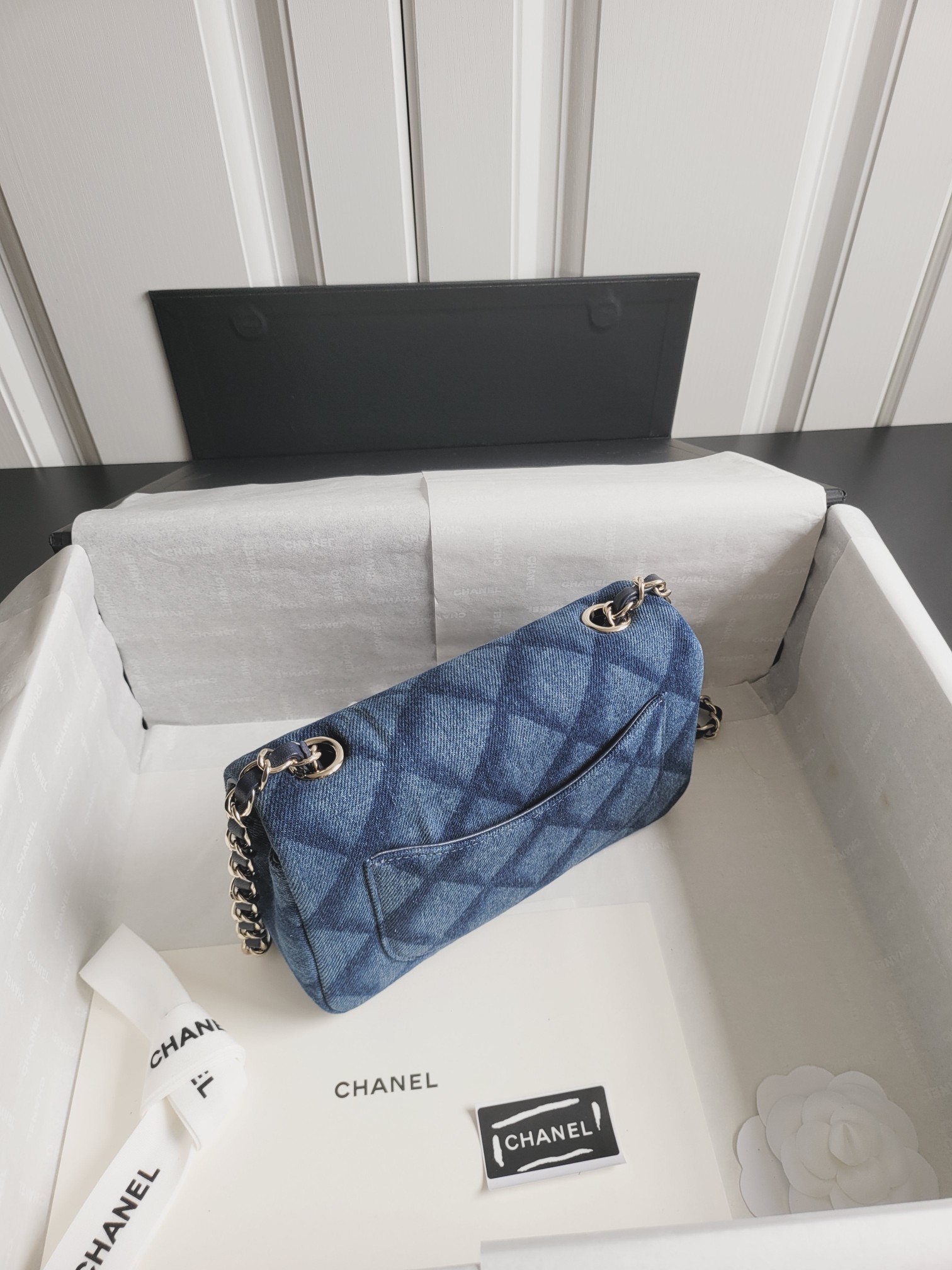 Classic Flap Mini (Large Mini) - Mocuir