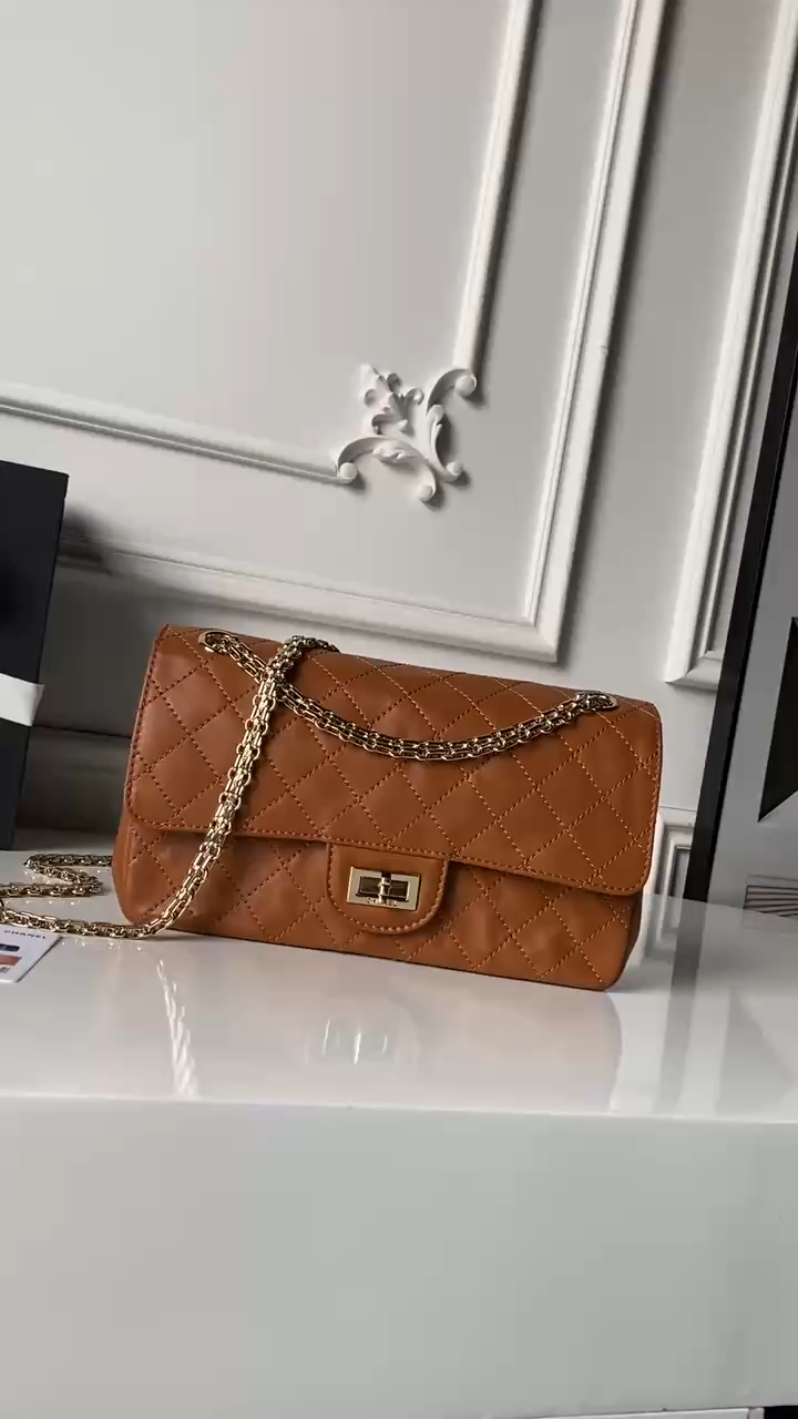 2.55 Reissue Caramel Quilted Calfskin Flap Handbag with Light Gold-Tone Hardware - Mocuir