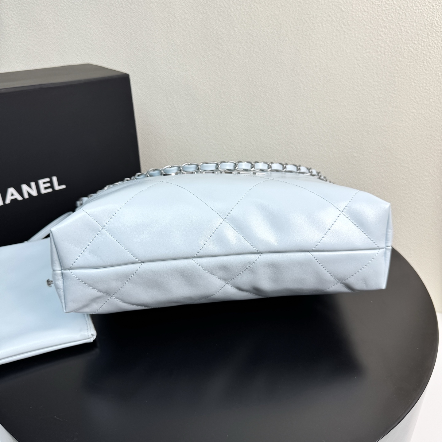 22 Bag Quilted Shiny Calfskin in Light Blue (Silver Hardware) - Mocuir