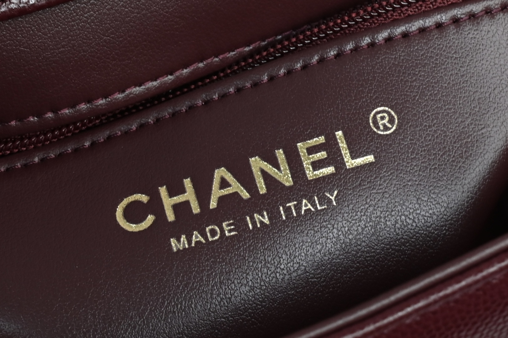 26P Preppy Coco Large Flap Bag in Burgundy Grained Shiny Calfskin with Gold-Tone Hardware - Mocuir