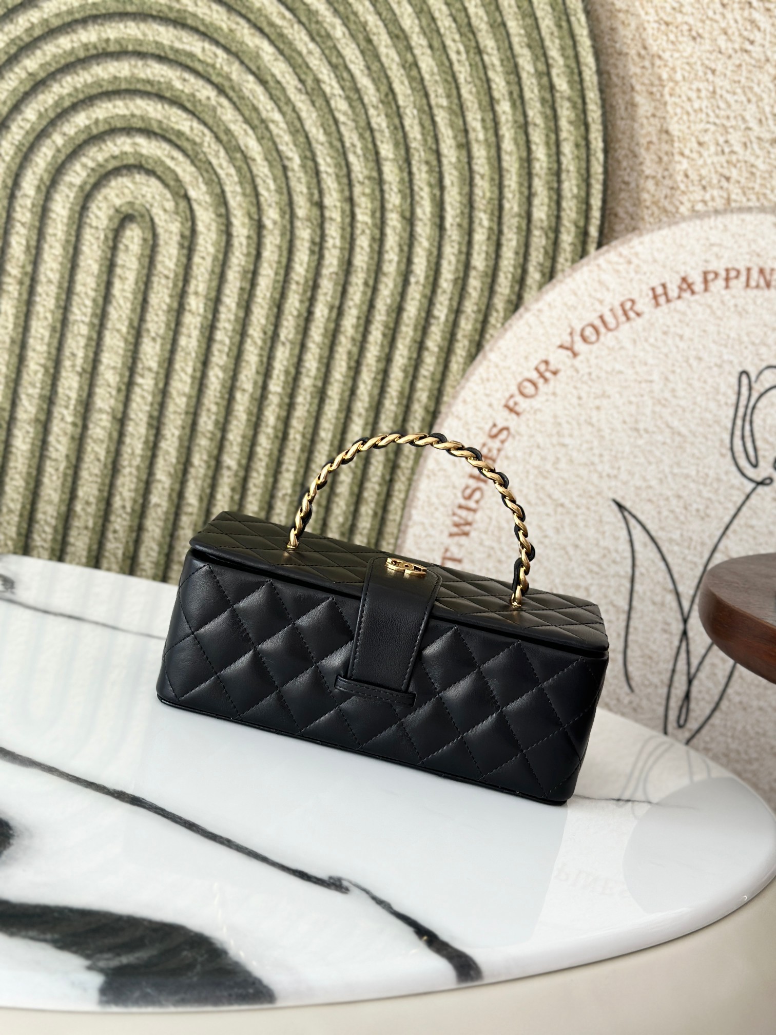 Black Lambskin Quilted Long Vanity Case with Chain Handle - Mocuir