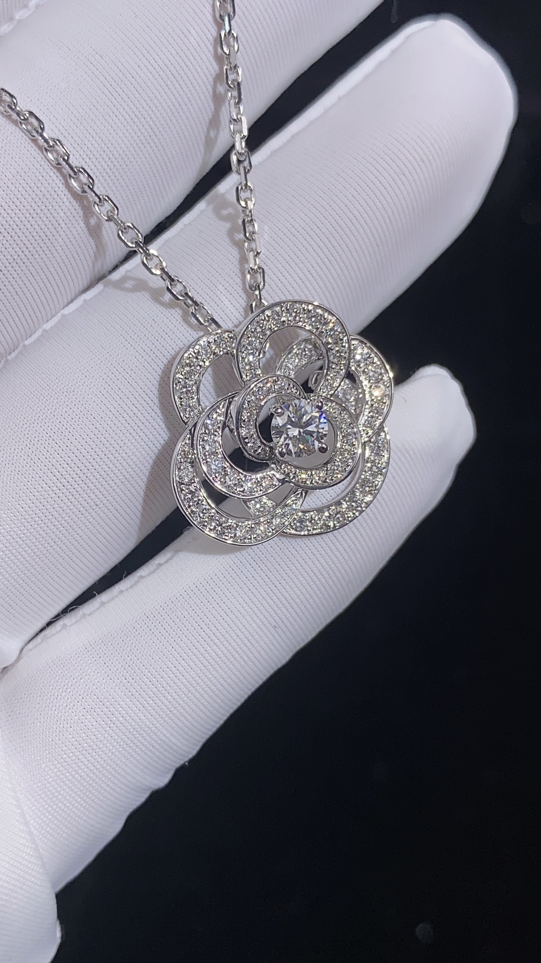 Full-diamond Camellia Necklace