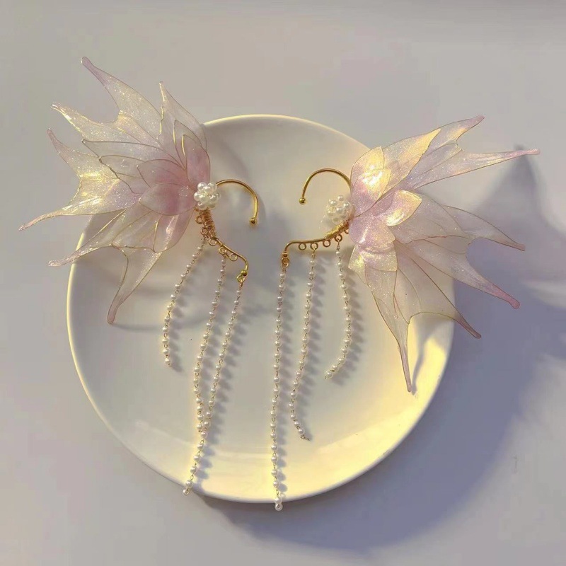 Sweet temperament, elegant and high-grade earrings