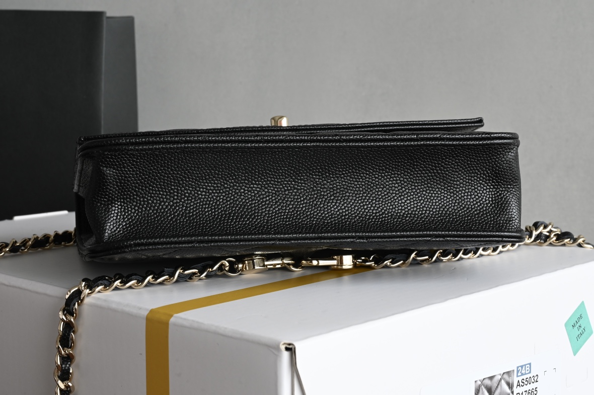 Classic Flap with Top Handle in Black Quilted Grained Calfskin (Caviar) with Light Gold-Tone Hardware - Mocuir