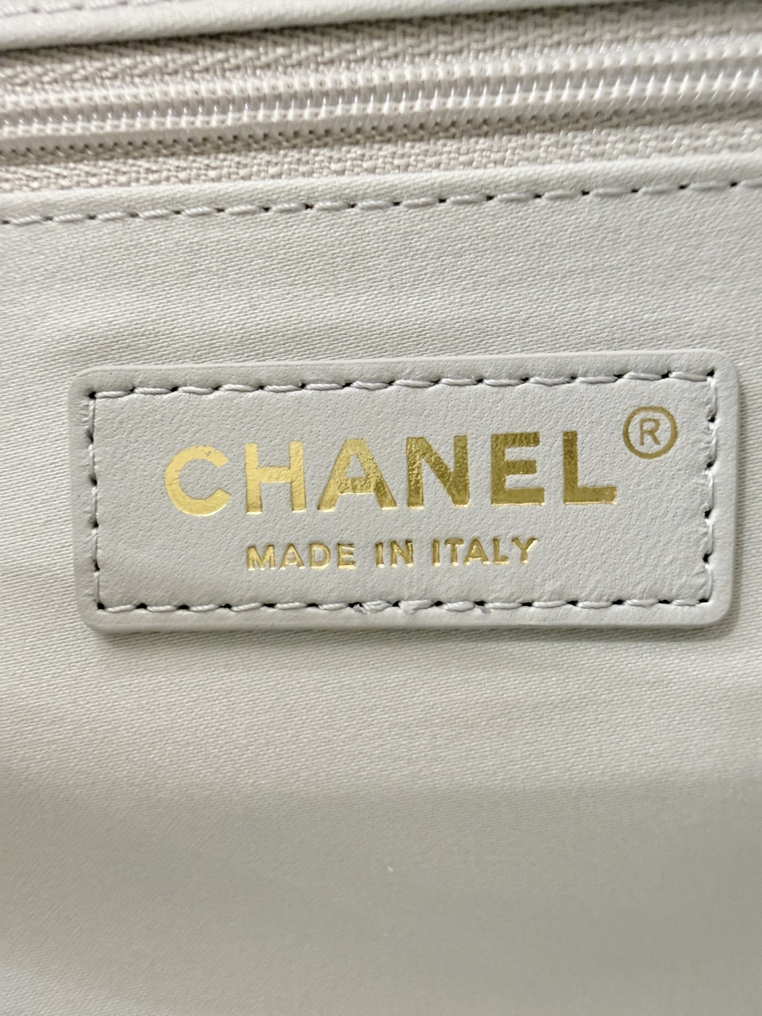 26P Hobo Shoulder Bag in Light Grey Quilted Lambskin with Light Gold-Tone Hardware - Mocuir