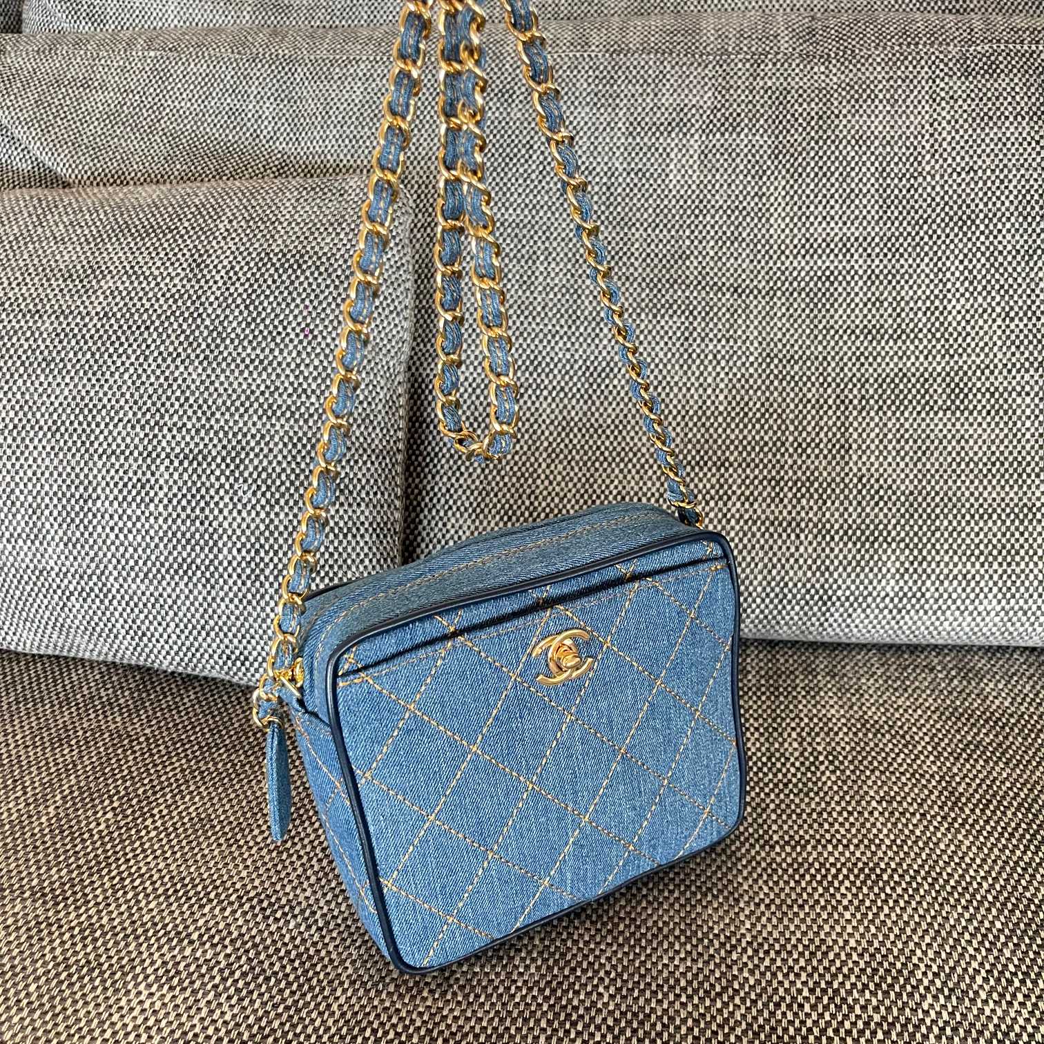 Vintage Blue Denim Quilted Camera Shoulder Bag with Gold-Tone Hardware & Chain Strap - Mocuir