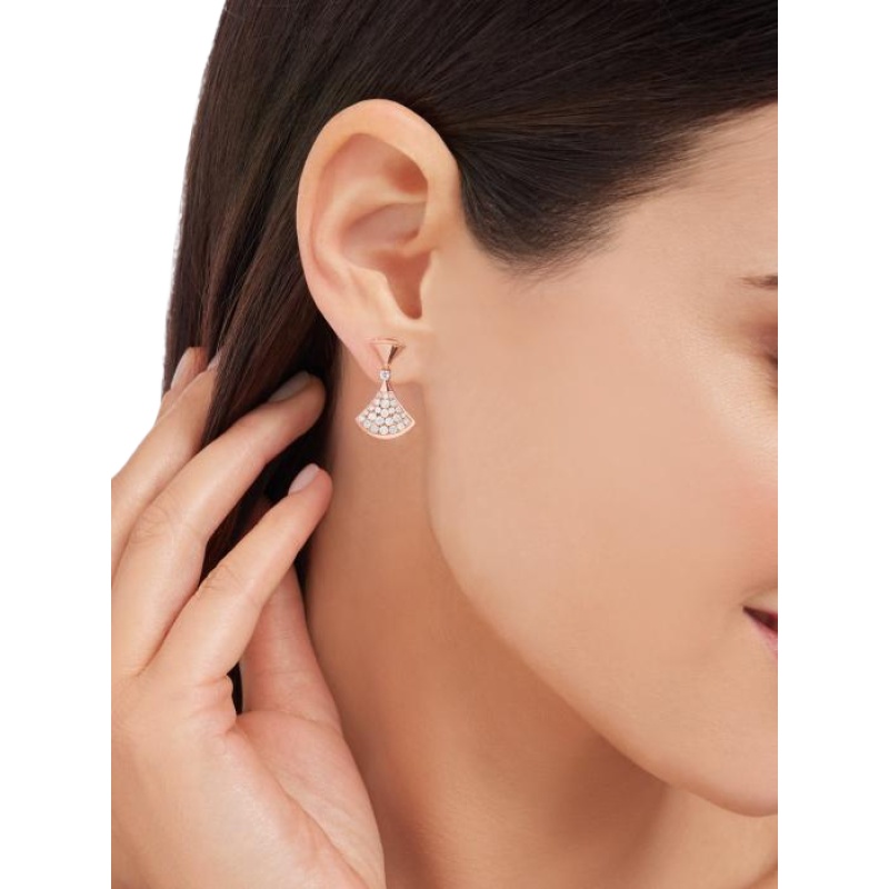 DIVAS’ DREAM earrings