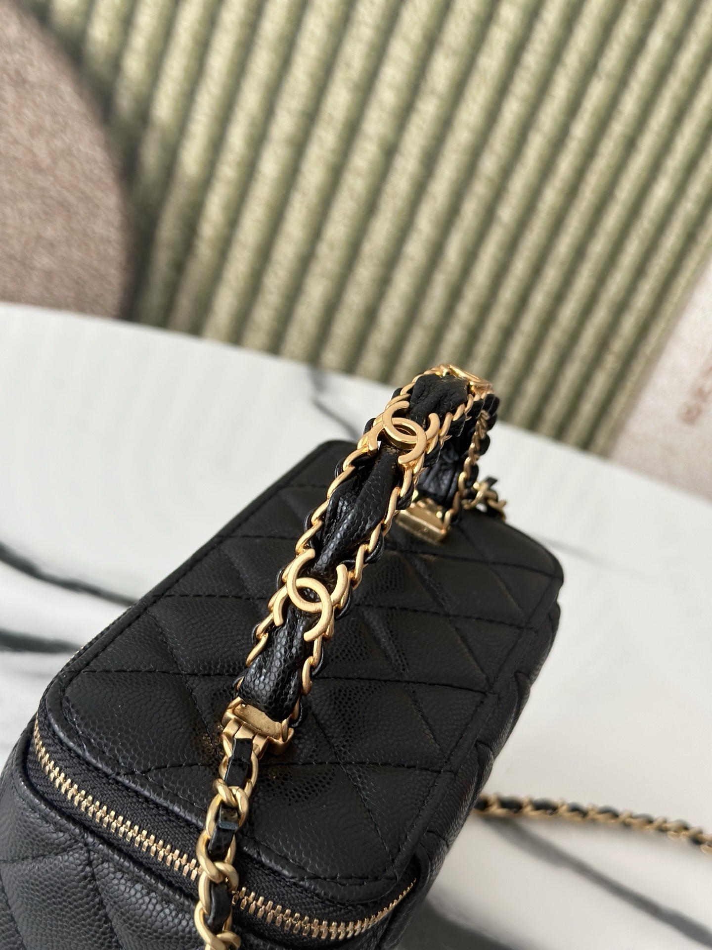 25C/26C Mini Vanity Case with Handle - Mocuir