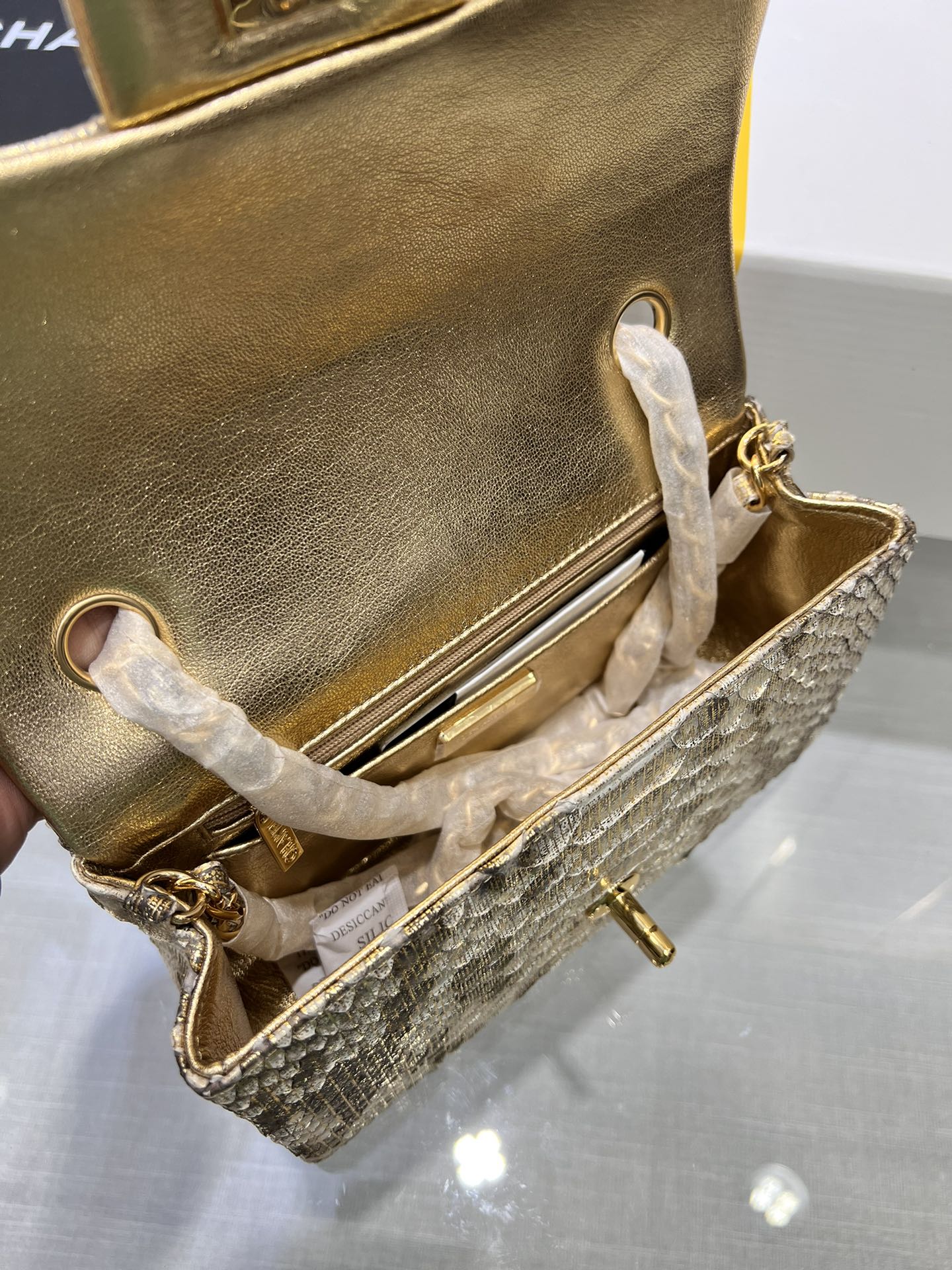 Classic Flap in Metallic Python - Mocuir