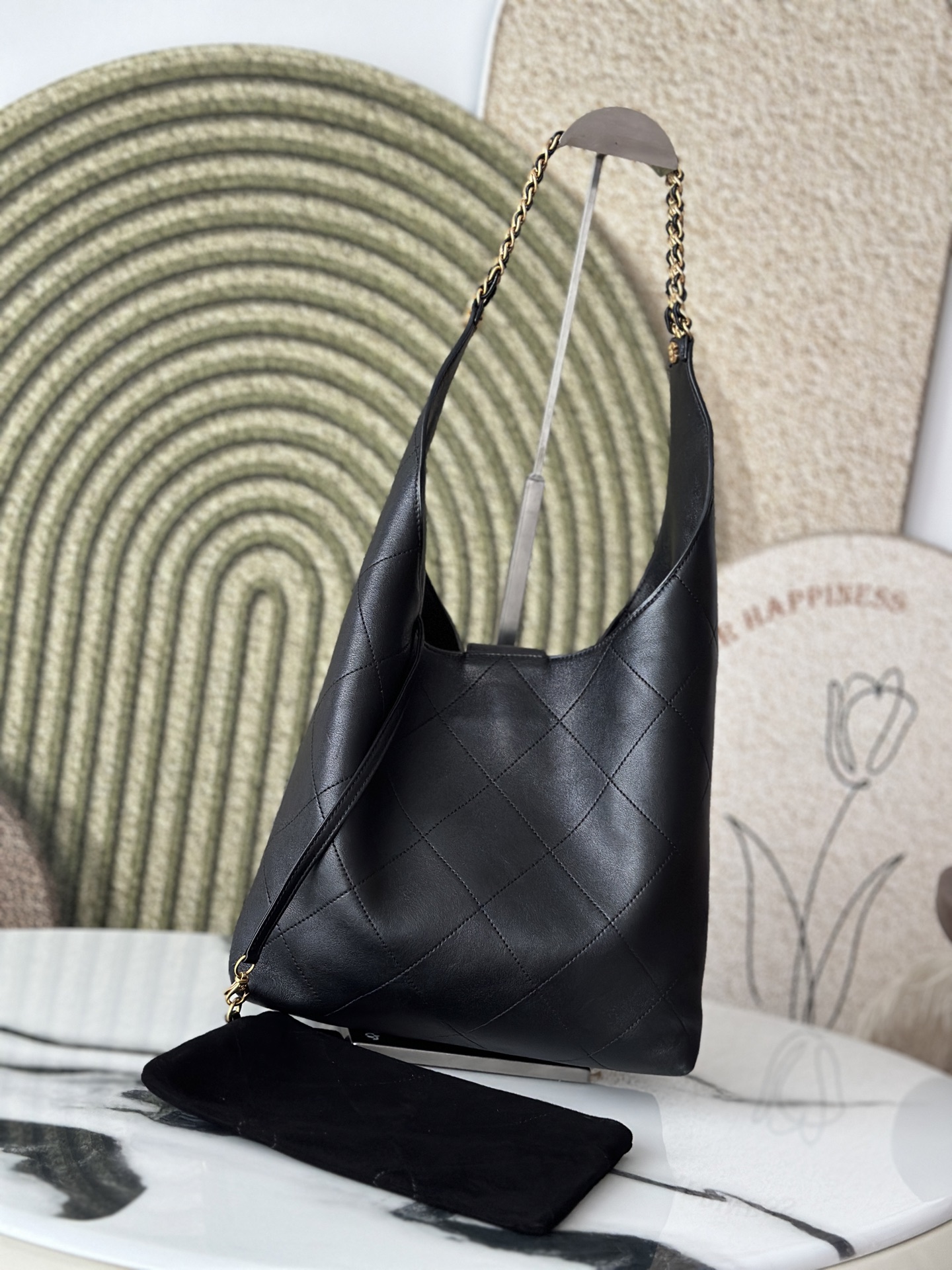 25K Black Calfskin Quilted Hobo Bag with Gold Turnlock Hardware - Mocuir