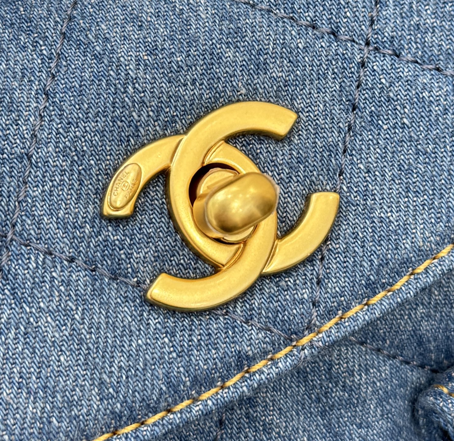 Denim Messenger Bag - Mocuir