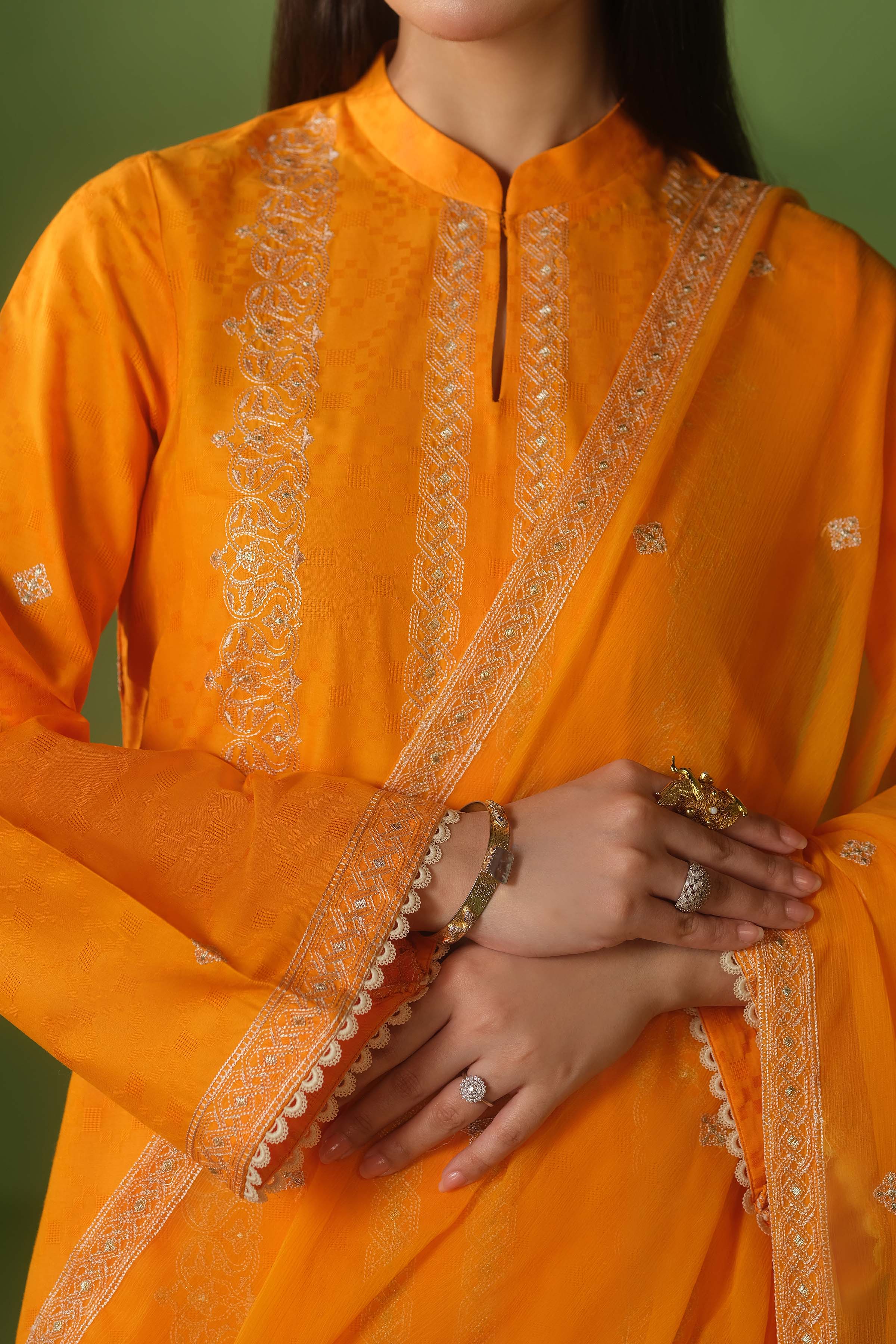 JACQUARD | EMBROIDERED