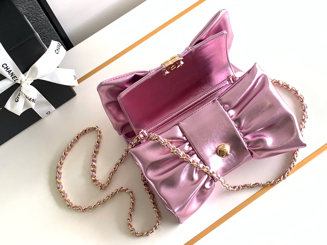 24B Bow Bag Evening Clutch with Chain in Metallic Pink Shiny Lambskin with Light Gold-Tone Hardware - Mocuir