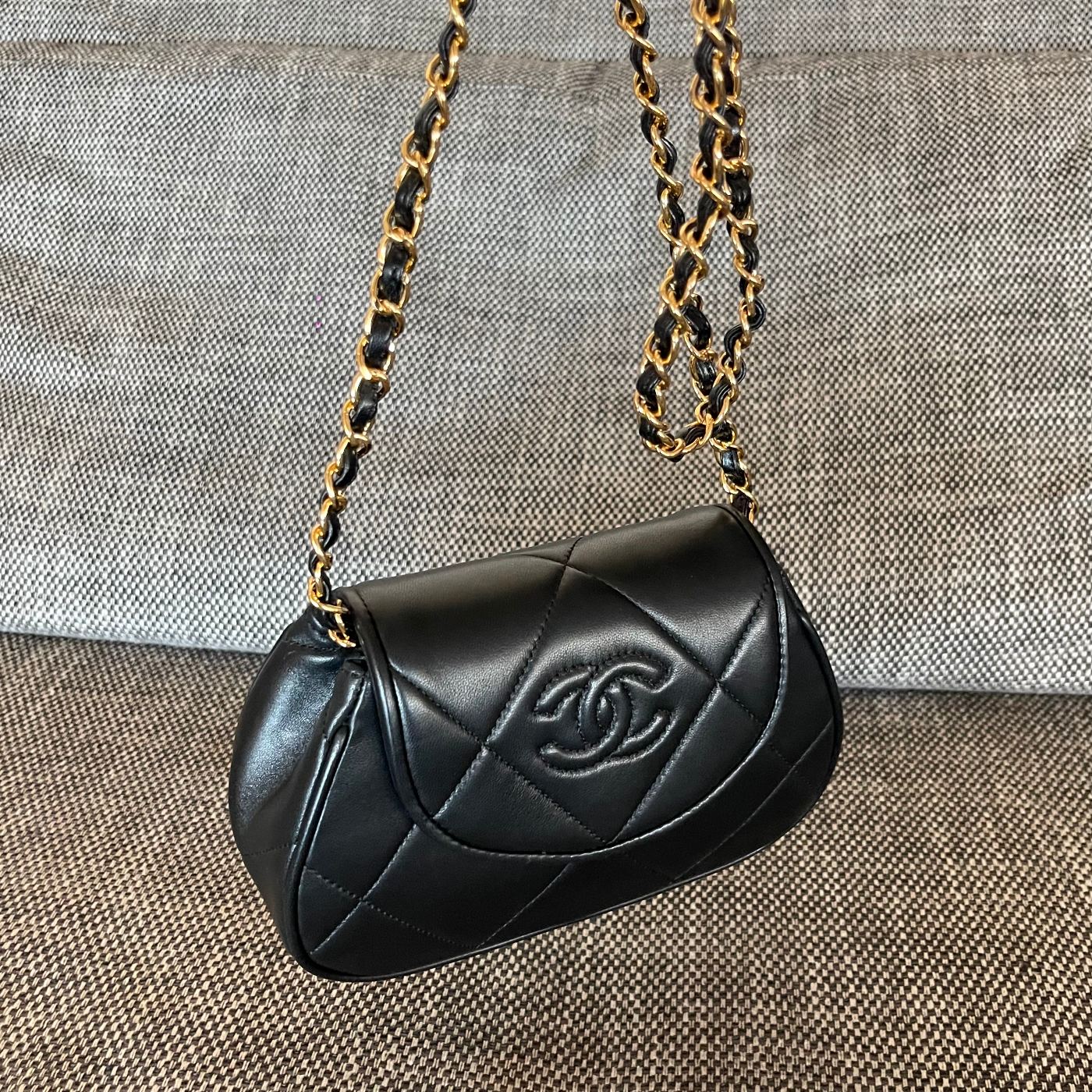 Black Quilted Lambskin Crescent-shaped Flap Handbag with Gold-Tone Hardware - Mocuir