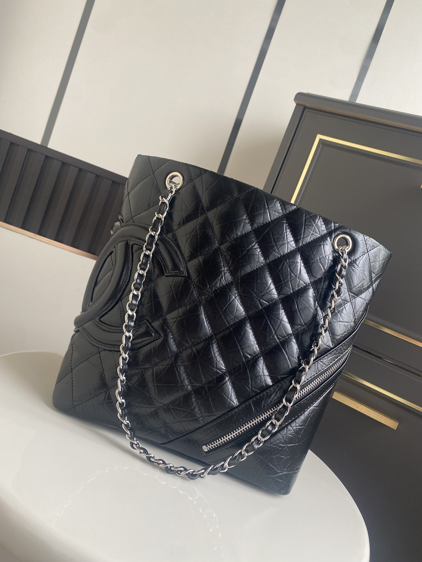 22K Large Shopping Tote Bag (AS3519) in Black Quilted Aged Calfskin with Silver-Tone Hardware - Mocuir