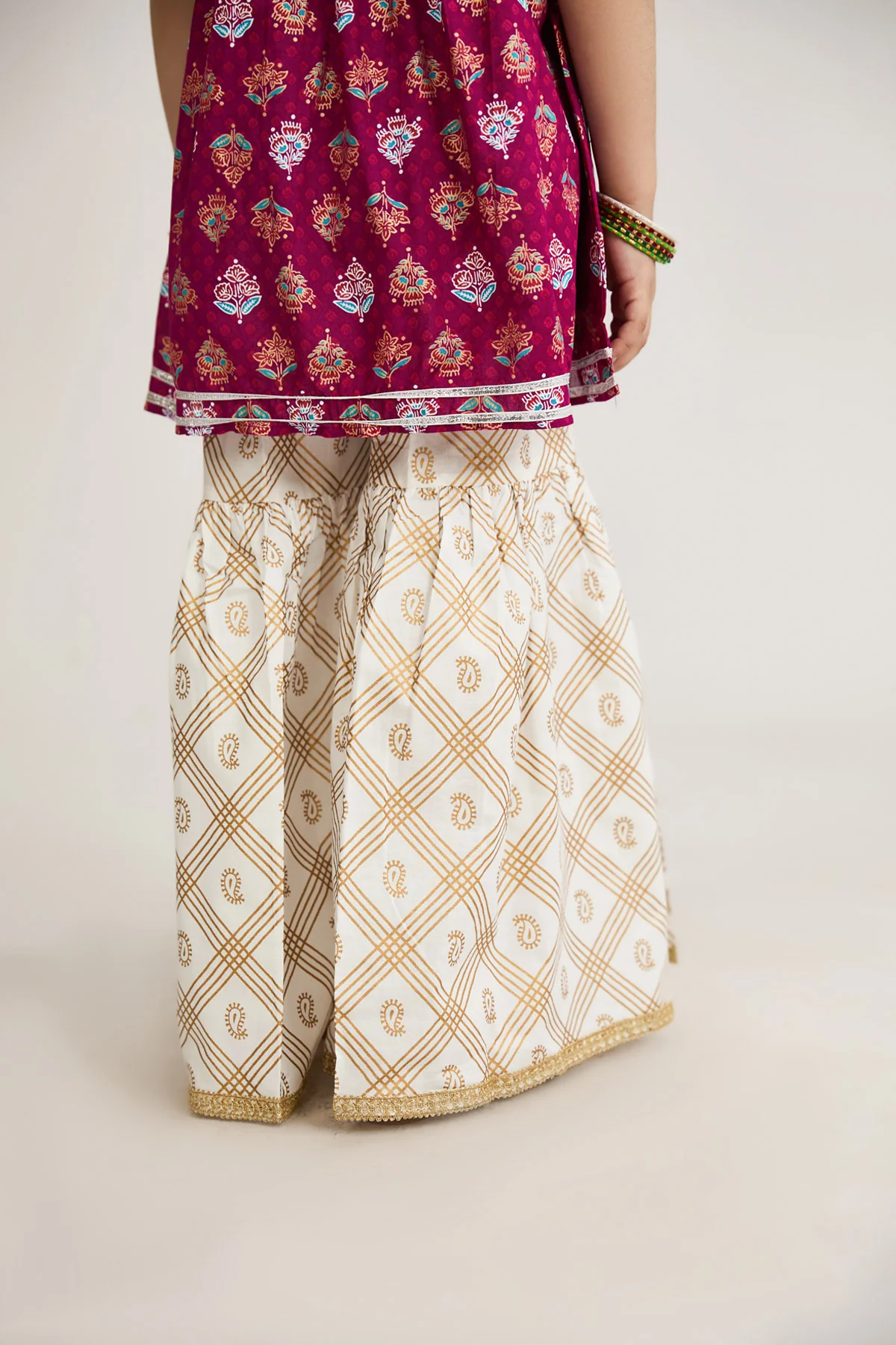 Pearl Sharara - LCP776325IF