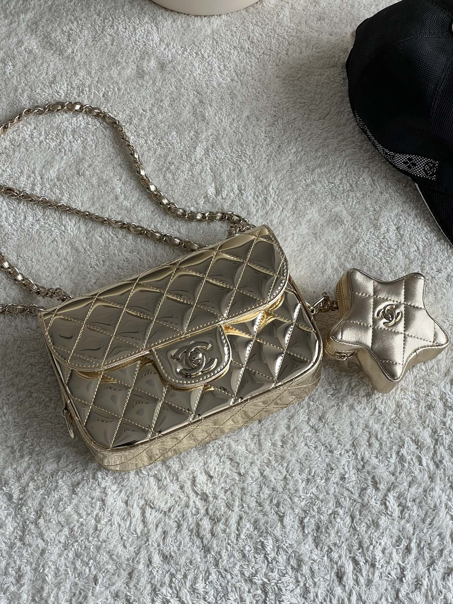 24C Hollywood Boulevard Mini Flap Bag with Star Coin Purse in Gold Mirror Calfskin and Light Gold-Tone Hardware (AS4646) - Mocuir