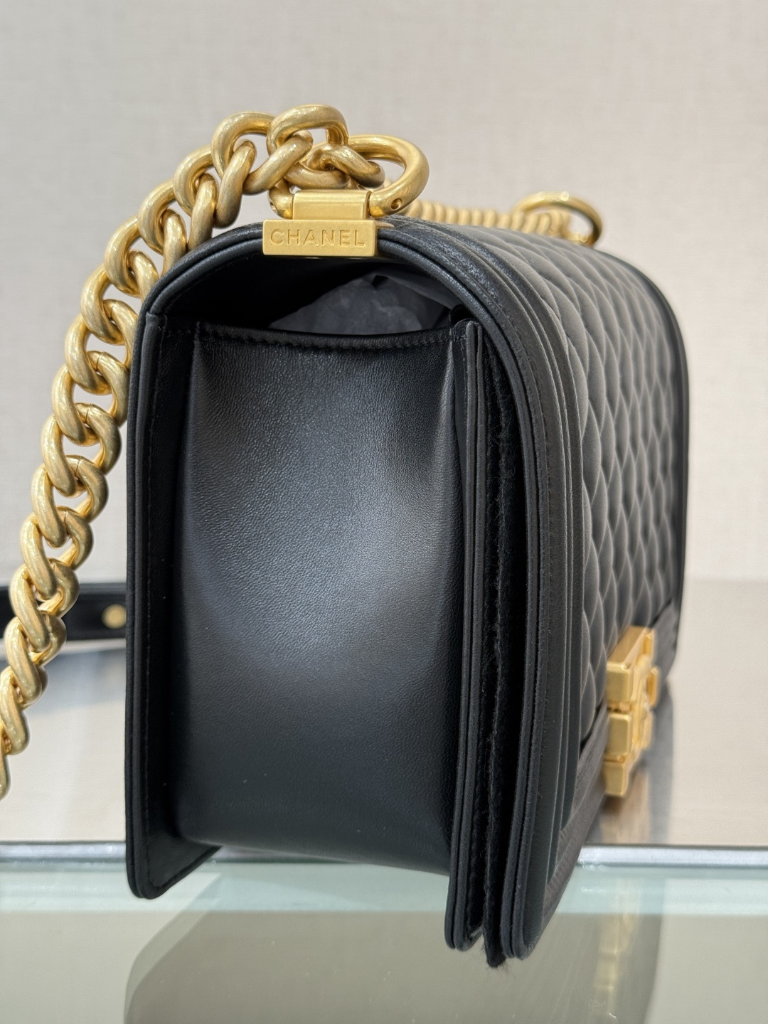 Medium Le Boy Flap Bag（Gold） - Mocuir