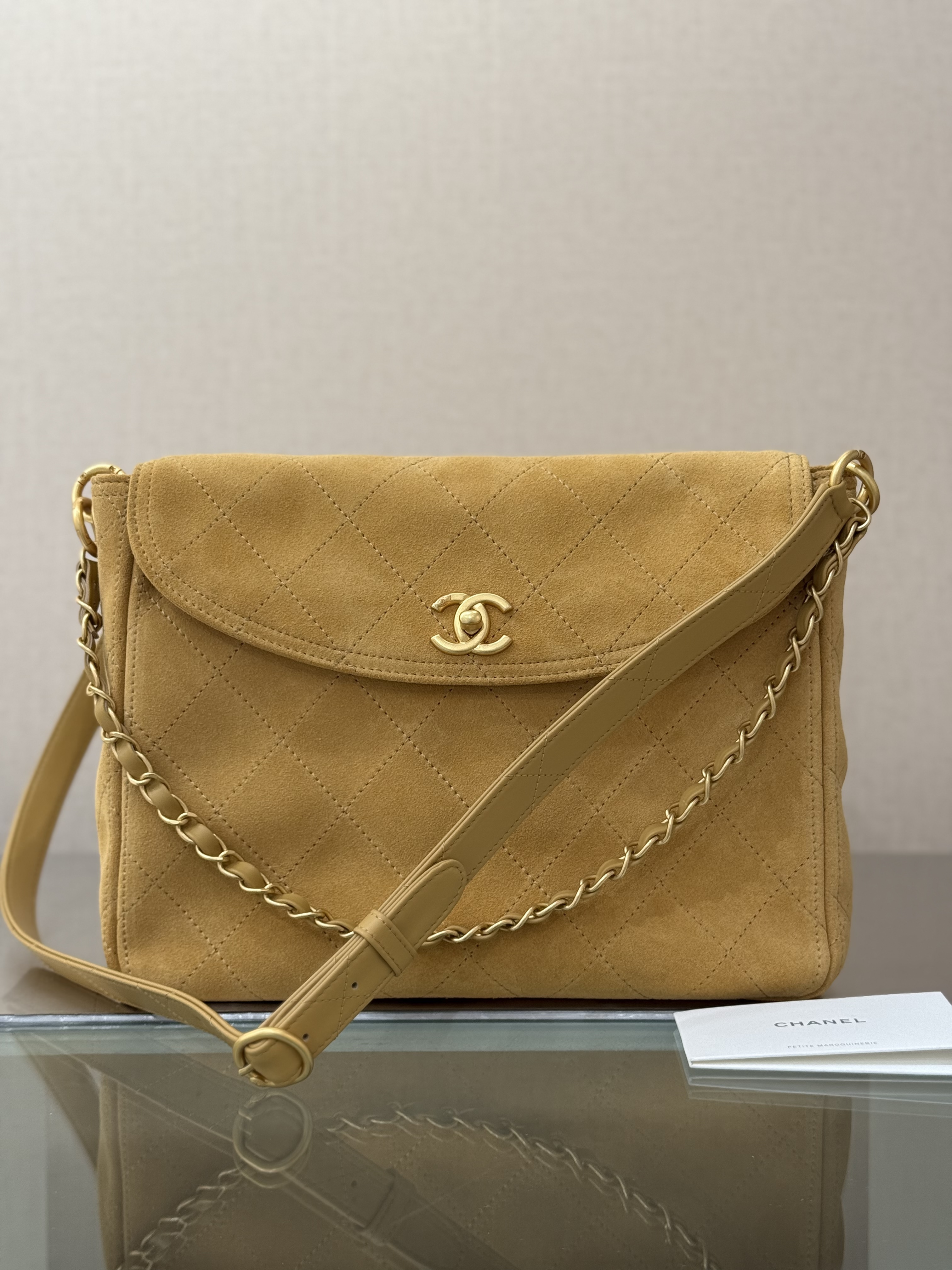 suede quilted Hobo bag from the 26C Cruise collection（Ginger Yellow） - Mocuir