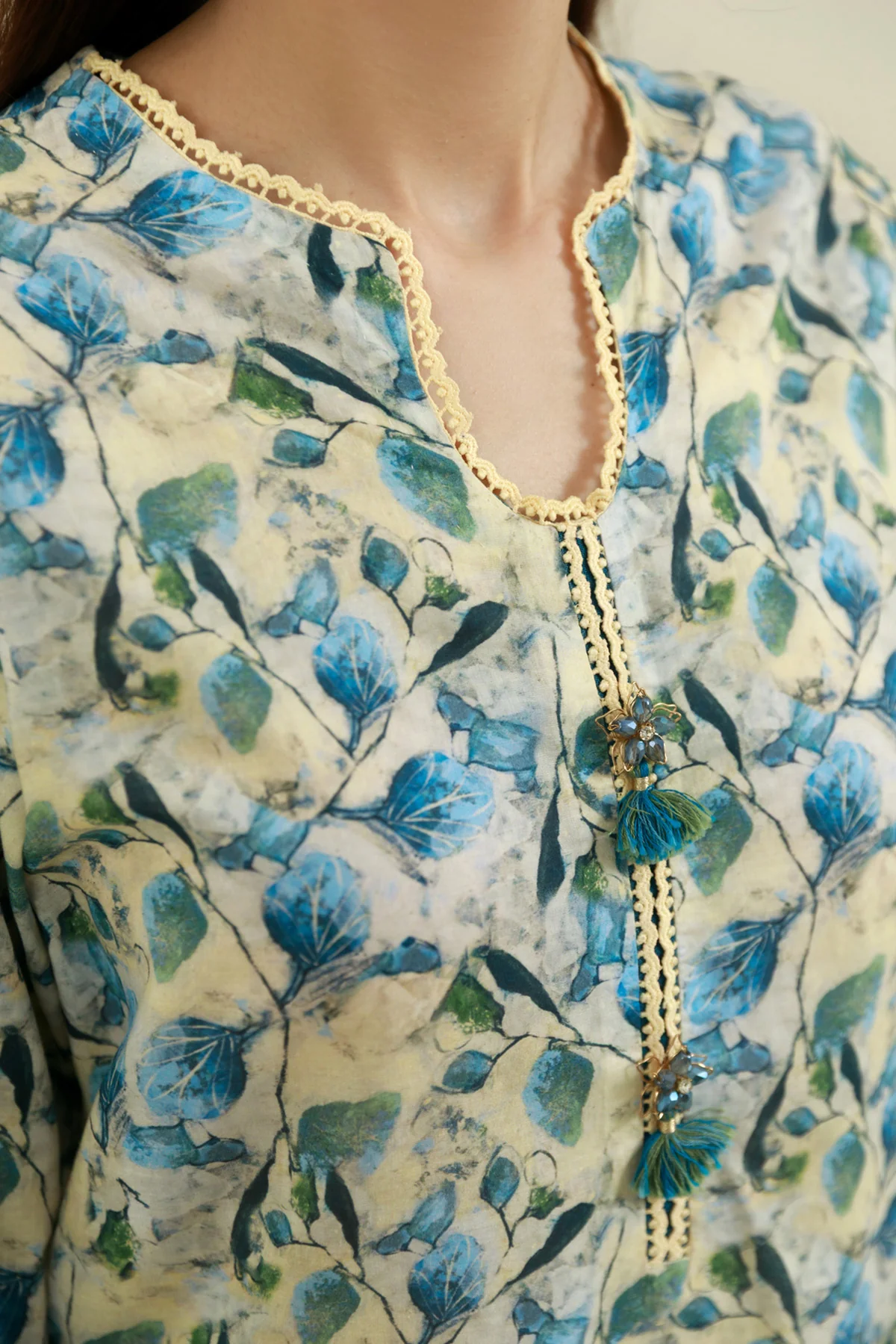 LAWN | EMBROIDERED