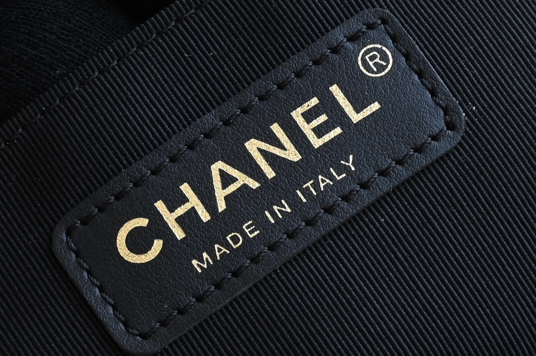 25P Duma Backpack in Black Caviar Leather with Light Gold-Tone Hardware (Model AS4376) - Mocuir