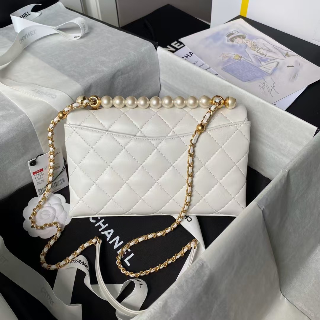 AS4997 Flap Bag Top Handle Shiny Lambskin Imitation Pearl & Gold Metal White