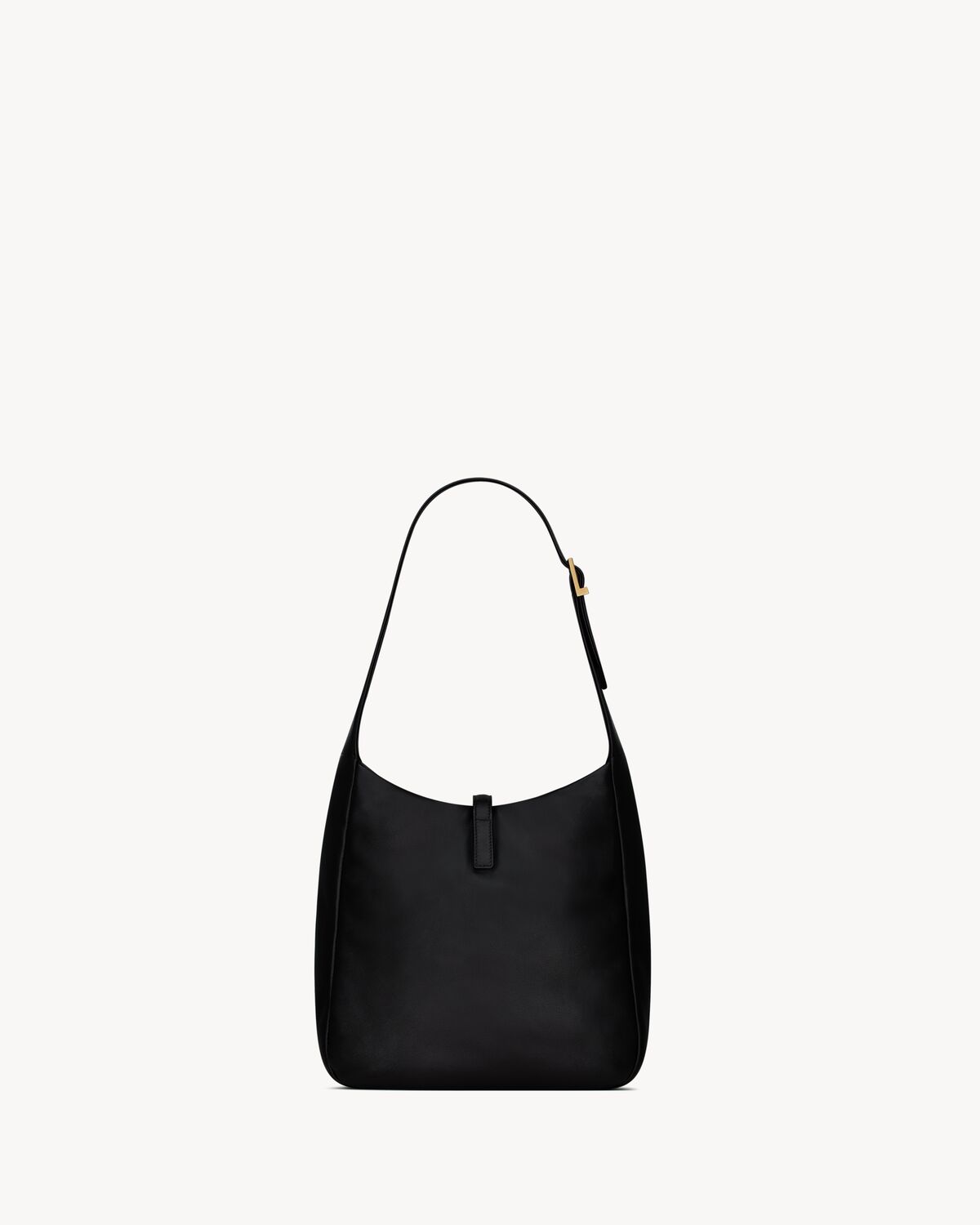 Le 5 à 7 Supple Small In Padded Lambskin