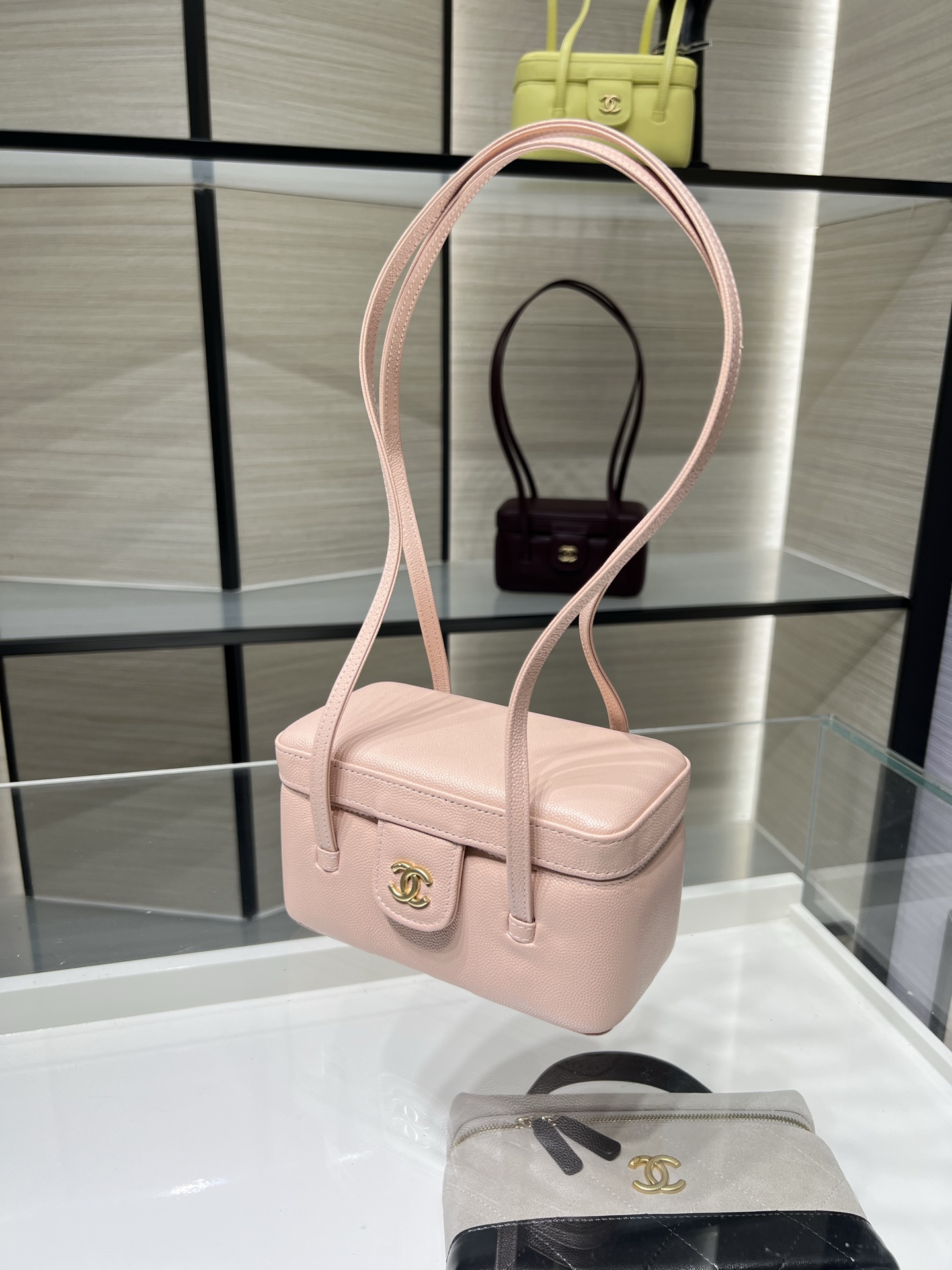 26P Preppy Coco Pink Quilted Caviar Leather Long Vanity Handbag with Gold-Tone Hardware - Mocuir