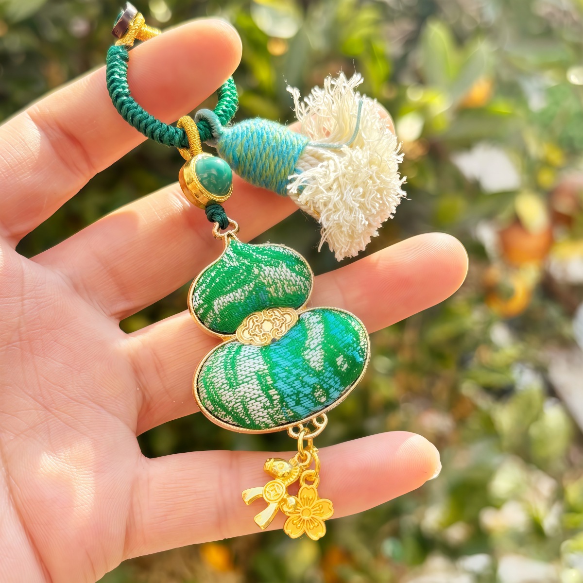 Chinese style embroidery gourd pendant decoration