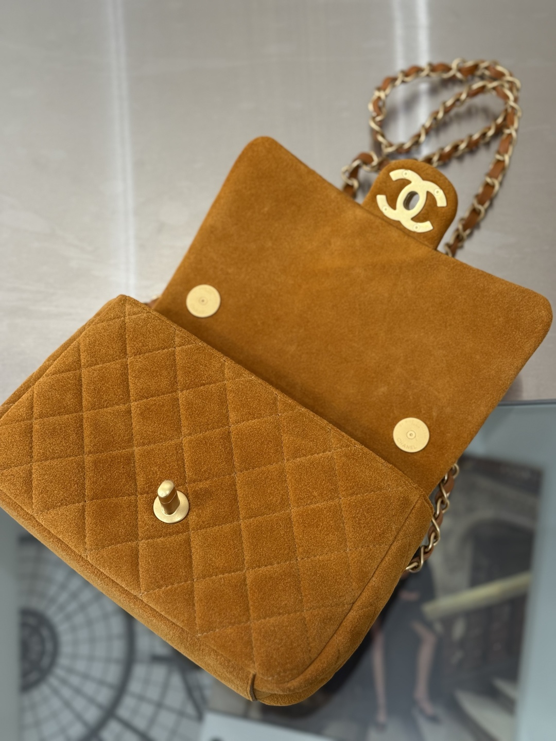 26C Cruise Mini Flap Bag in Caramel Mocha Suede Calfskin with Gold-Tone Hardware (Model AS5989) - Mocuir