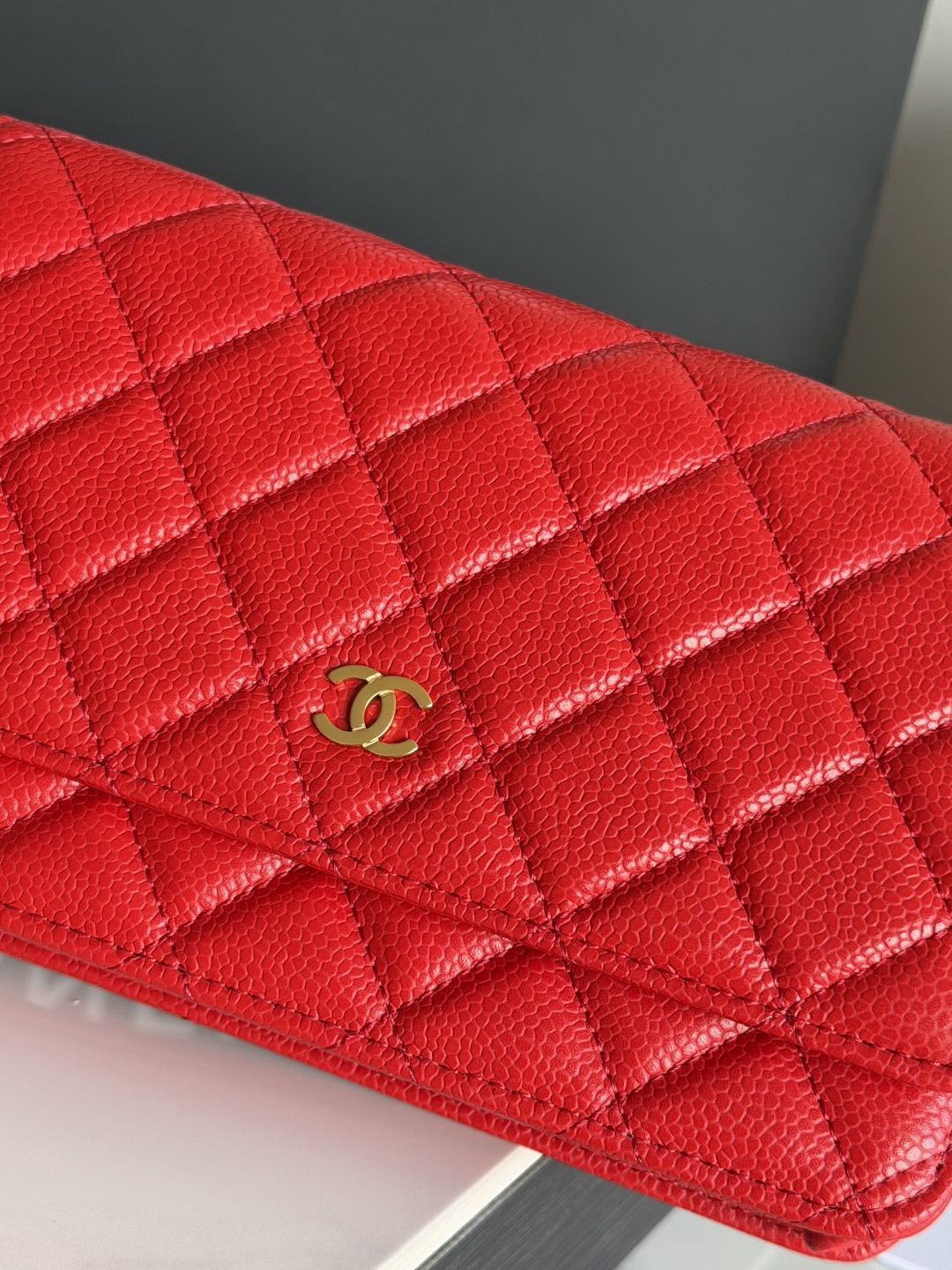 25C/26C Wallet On Chain（Red） - Mocuir