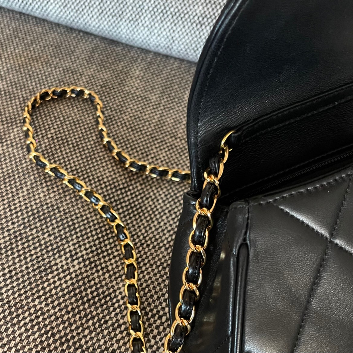 Black Quilted Lambskin Crescent-shaped Flap Handbag with Gold-Tone Hardware - Mocuir