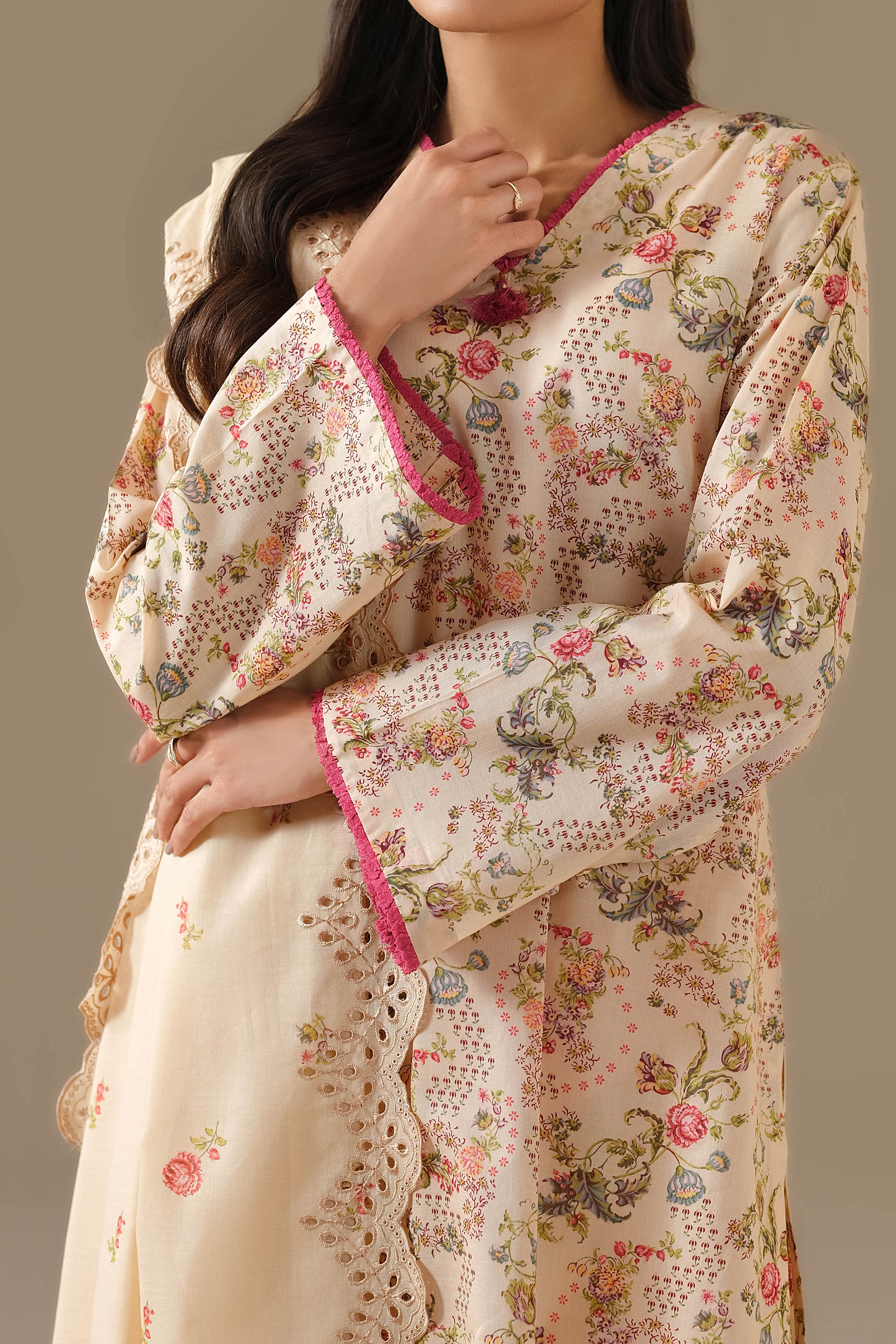 LAWN | EMBROIDERED