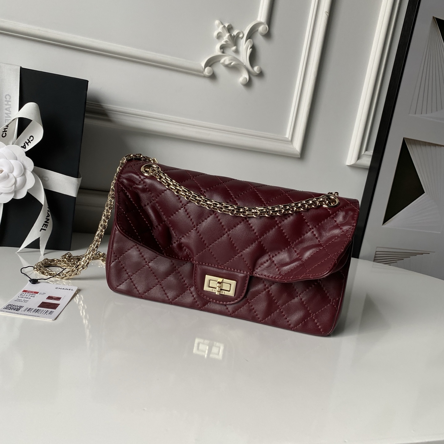 2.55 Reissue Burgundy Quilted Calfskin Flap Handbag with Light Gold-Tone Hardware - Mocuir