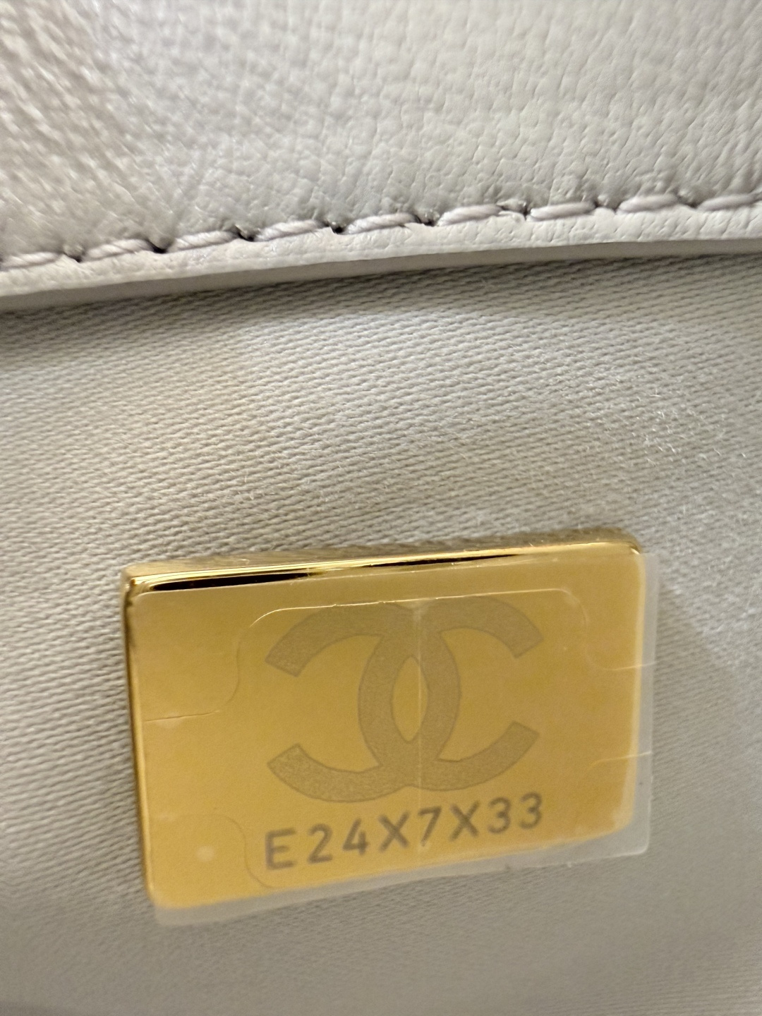 26P Hobo Shoulder Bag in Light Grey Quilted Lambskin with Light Gold-Tone Hardware - Mocuir