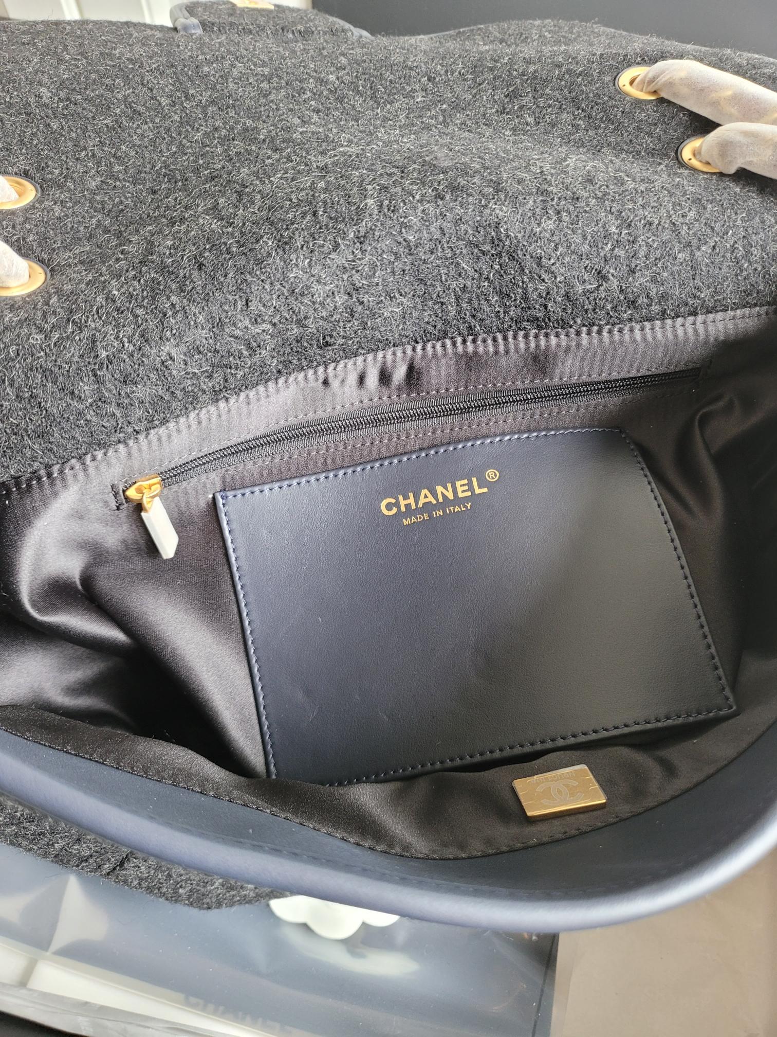 Classic Flap Maxi - Mocuir