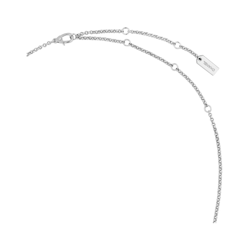 Bouton de Camélia necklace