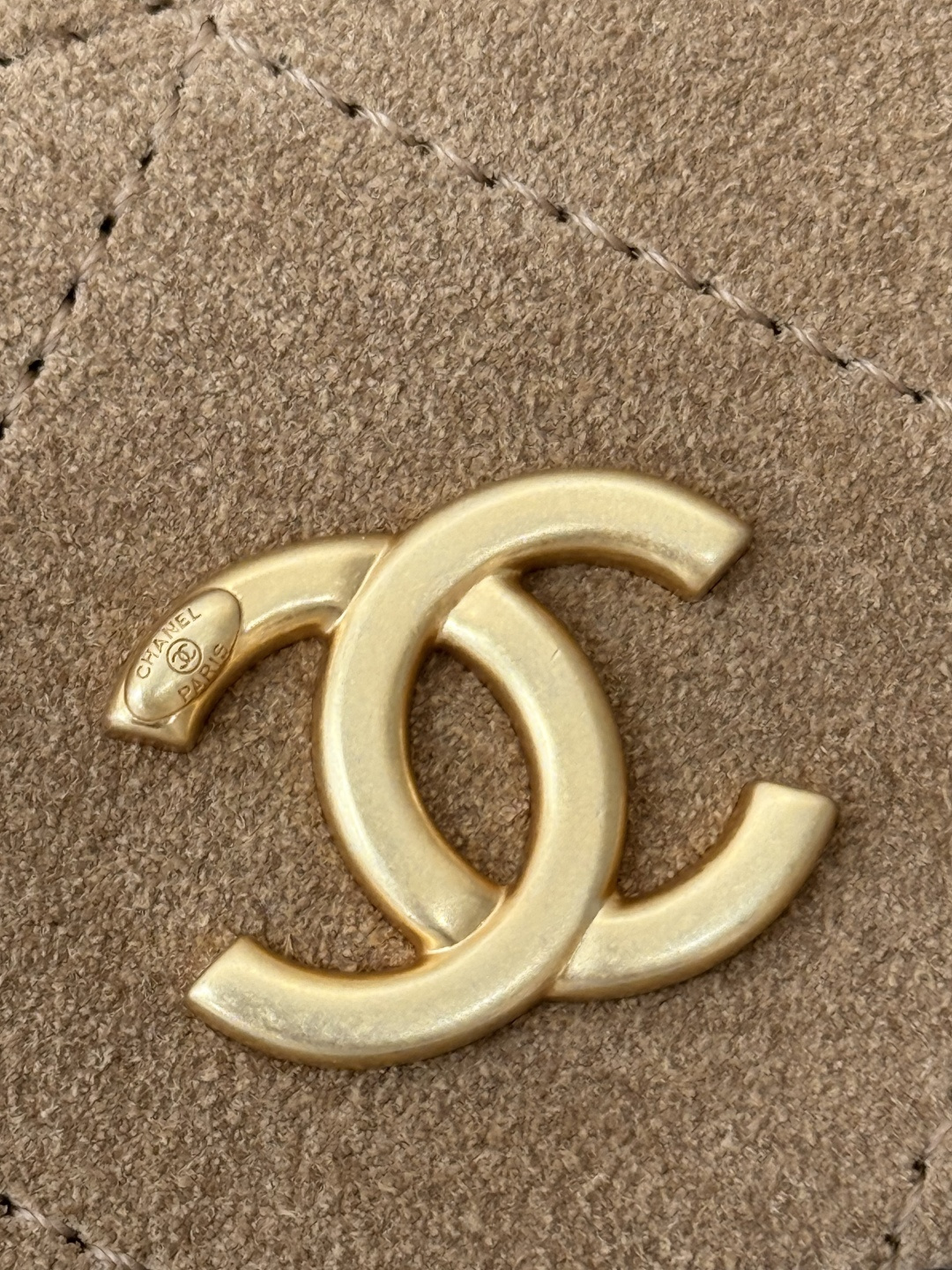 Small Vanity Case in Suede & Lambskin - Mocuir