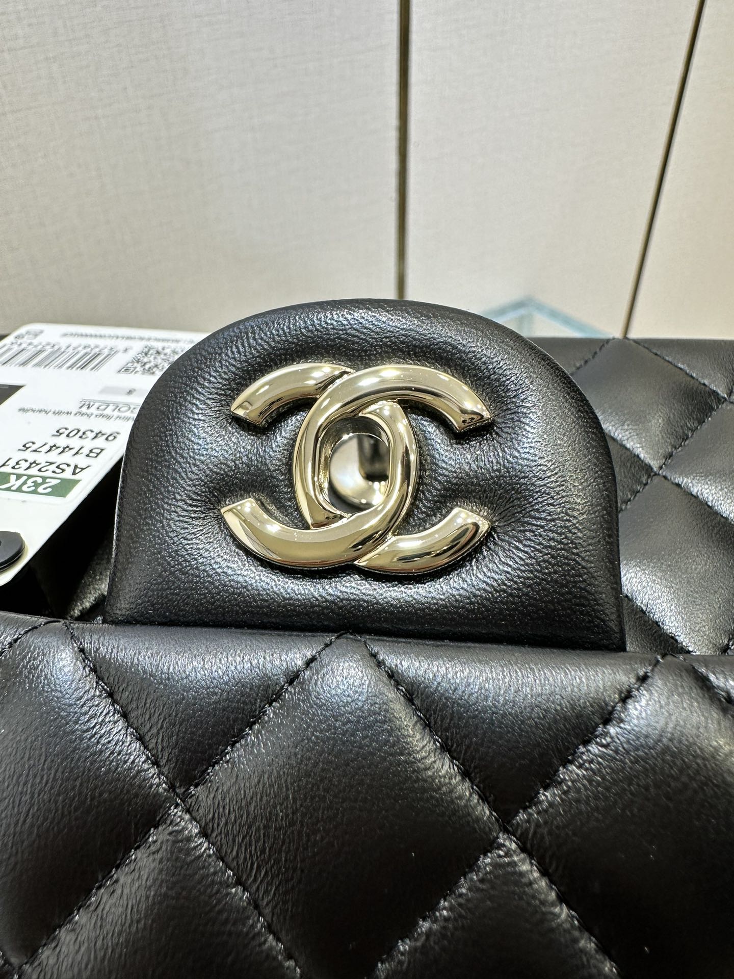 Mini Flap Bag with Top Handle（Black） - Mocuir