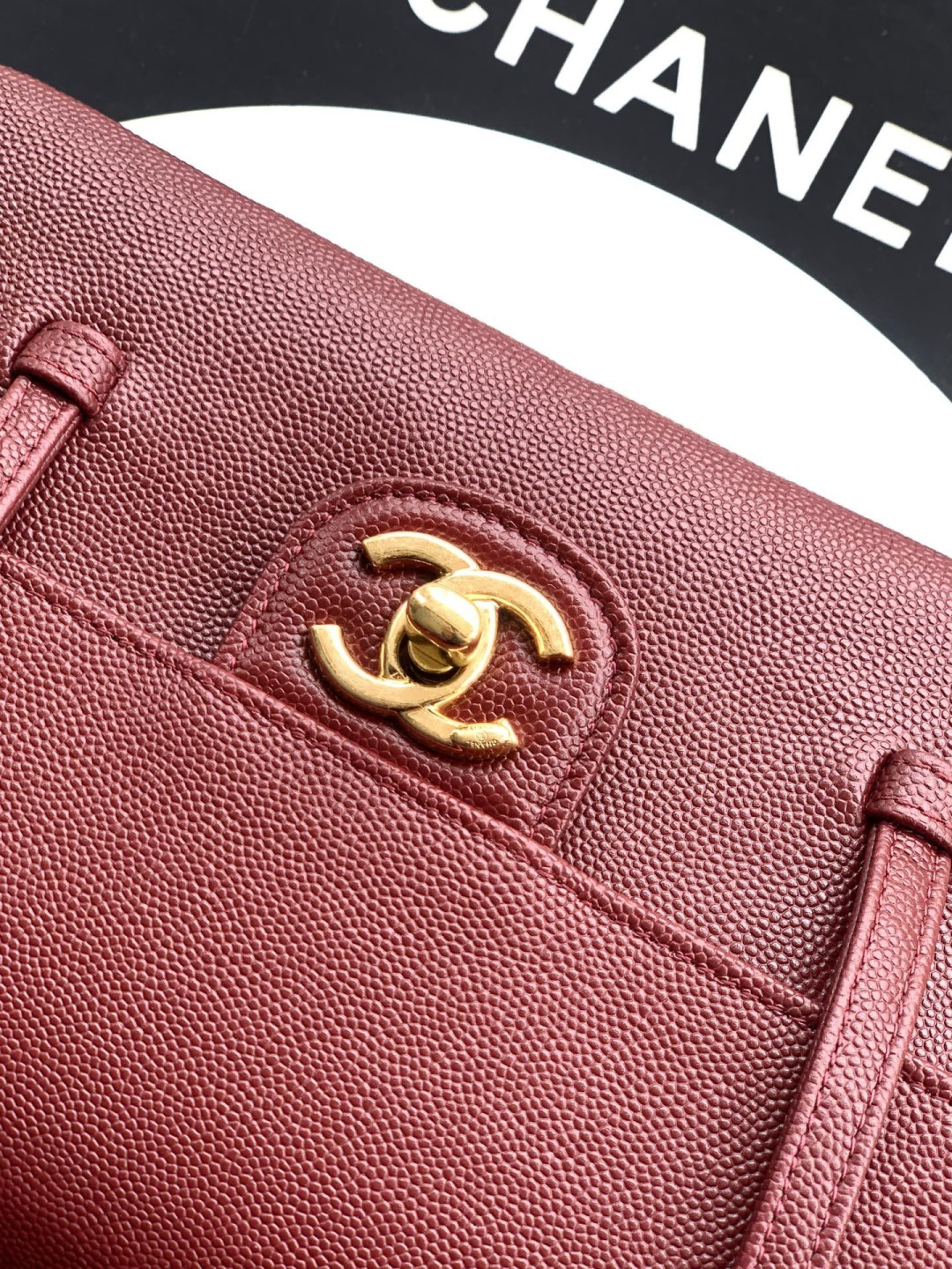 Preppy Coco Small Flap Bag (AS4818) in Burgundy Grained Calfskin with Gold-Tone Hardware, 26P Pre-Fall Collection - Mocuir