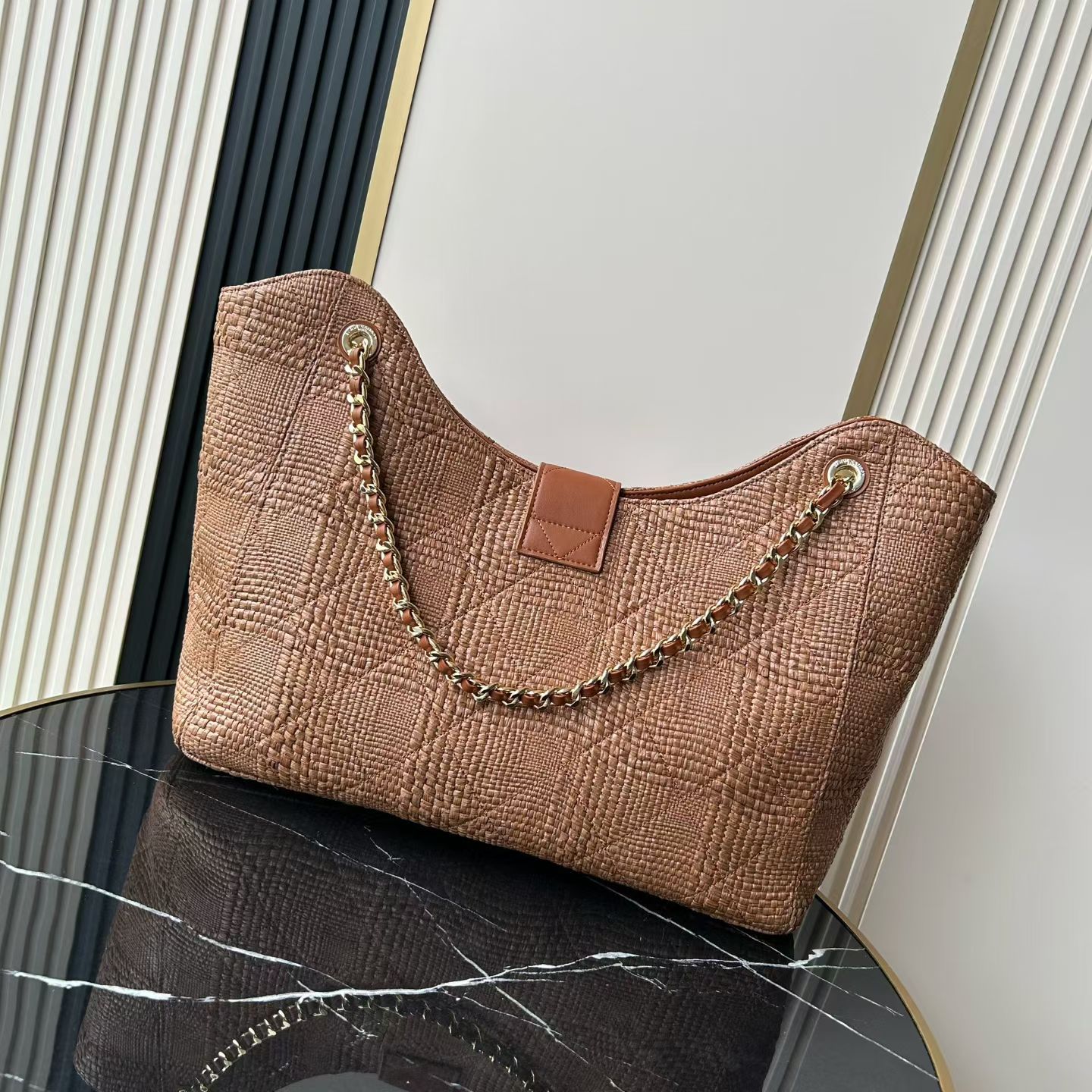 25C Caramel Woven Straw Large Tote Handbag with Calfskin Trim and Gold-Tone Hardware - Mocuir