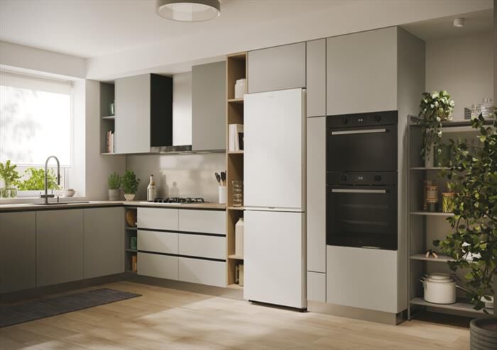 CANDY - Frigorifero combinato CNCQ2T618EW Classe E 355 lt-Bianco