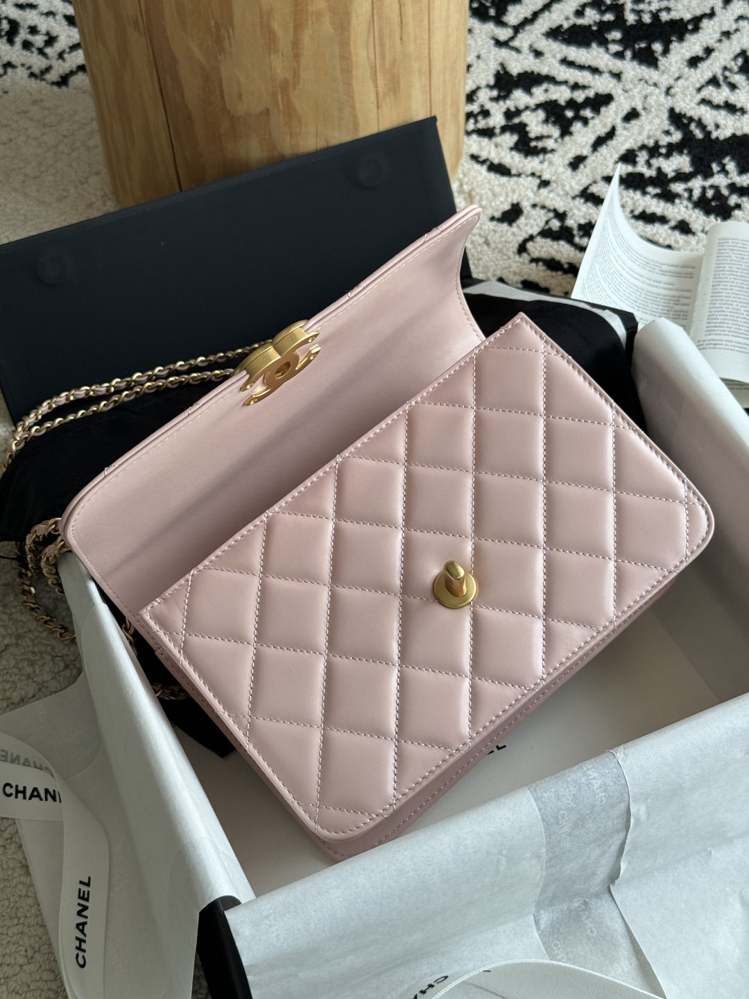 Wallet On Chain (WOC) with Double Gold Balls in Light Pink Quilted Shiny Caviar Leather with Antique Gold-Tone Hardware - Mocuir