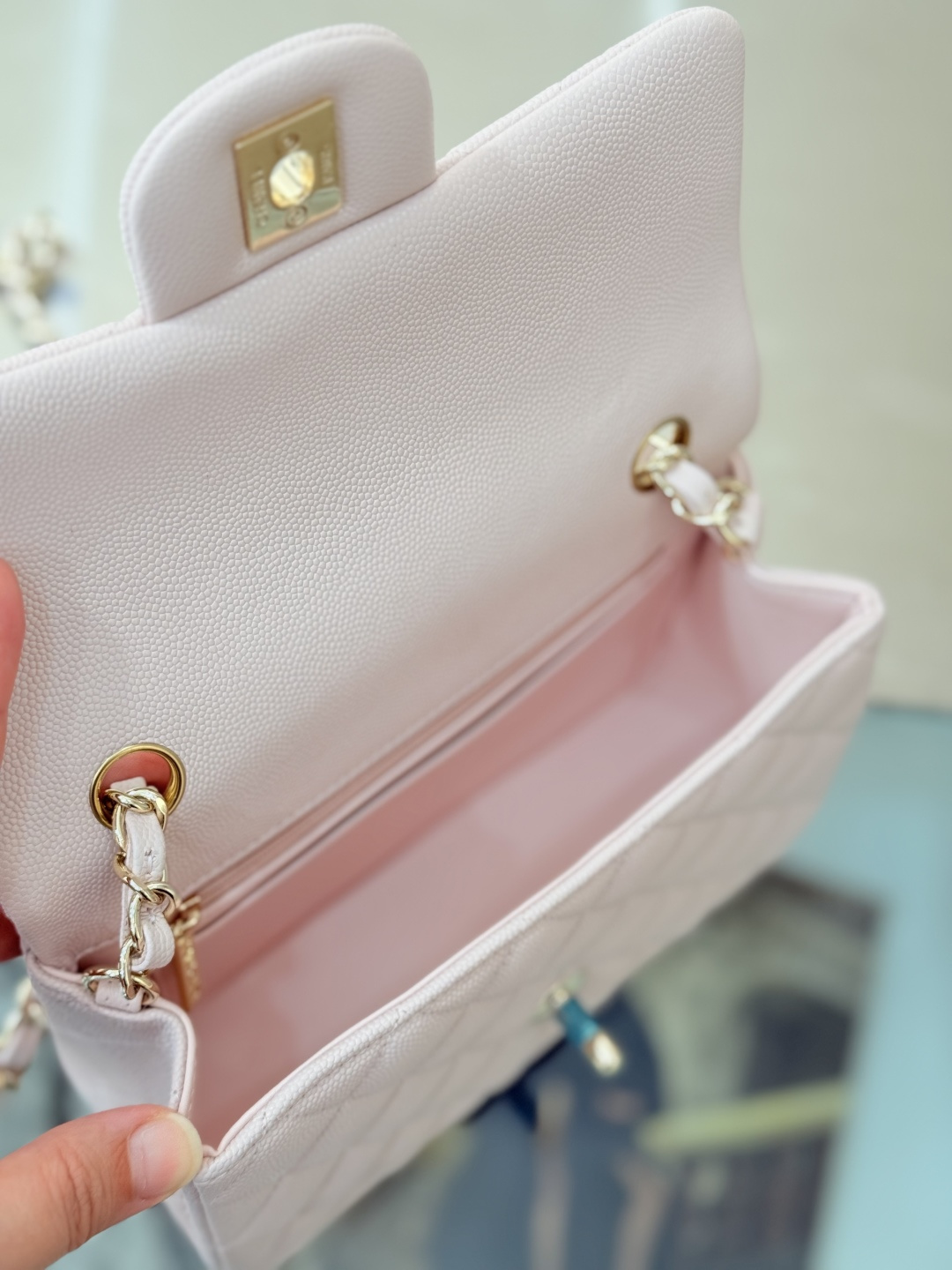 Mini Classic Flap Handbag（Off-White） - Mocuir